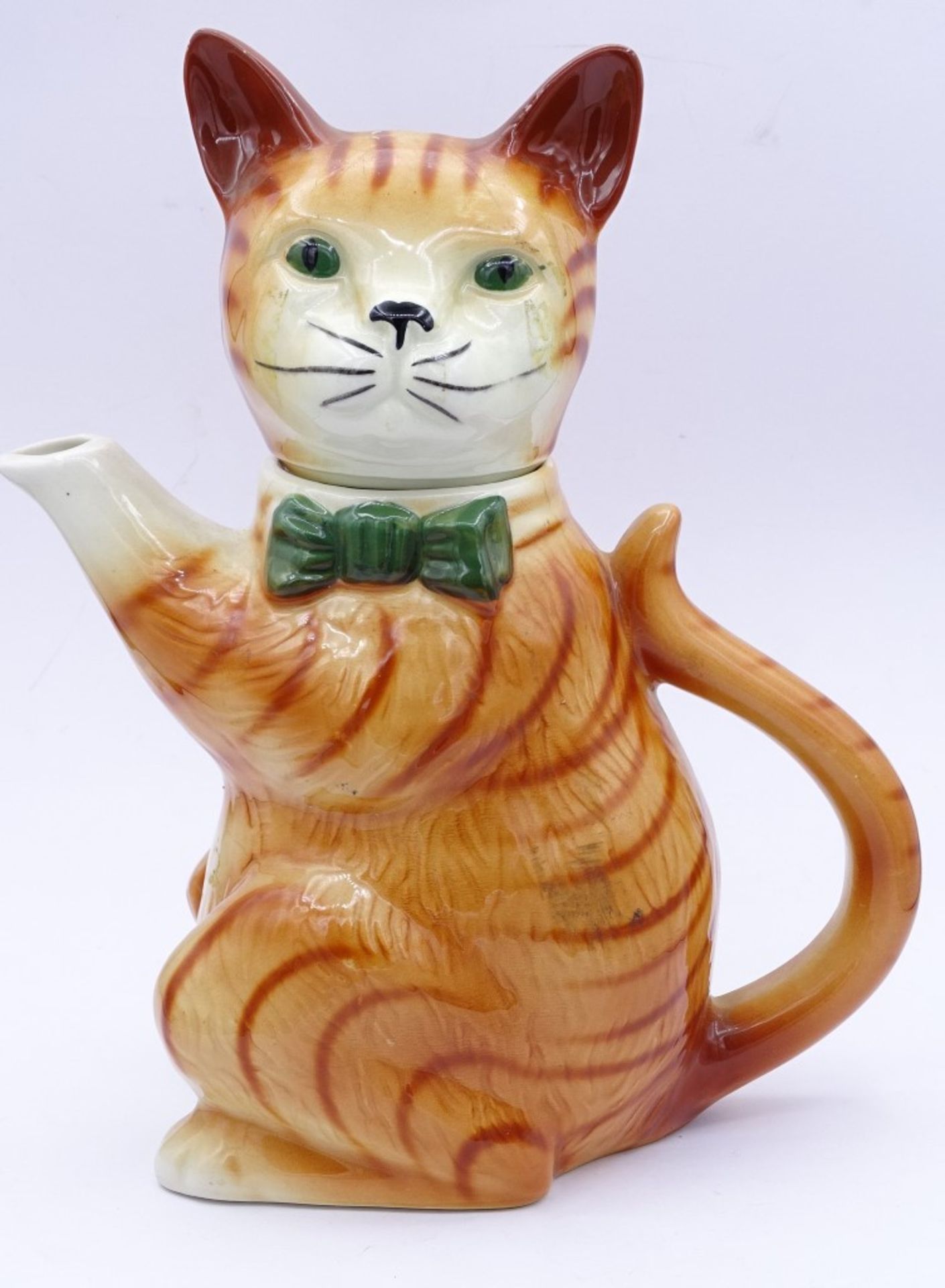 Teekanne in Form einer Katze mit Schleife,H- 25cm, im Boden gemarkt - Bild 2 aus 4