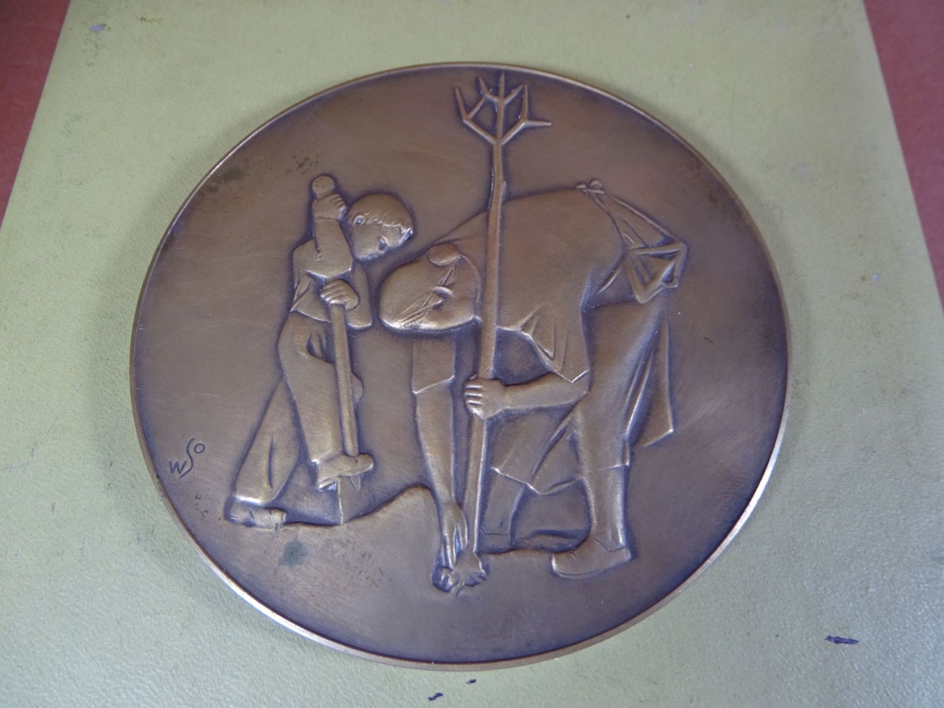 grosse Bronze-Plakette in Etui, Ehrenpreis des Bundesministers..., D-10, 5cm, Etui 16x16 cm