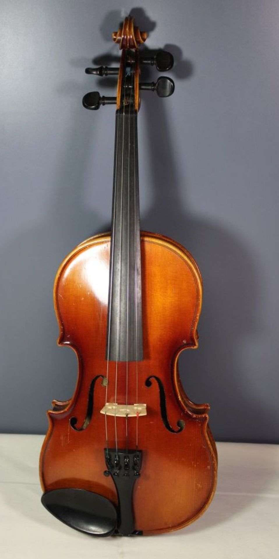 Geige, innen Klebeetikett " Antonius Stradivarius faciebat Cremona 1713", Made in W.-Germany,