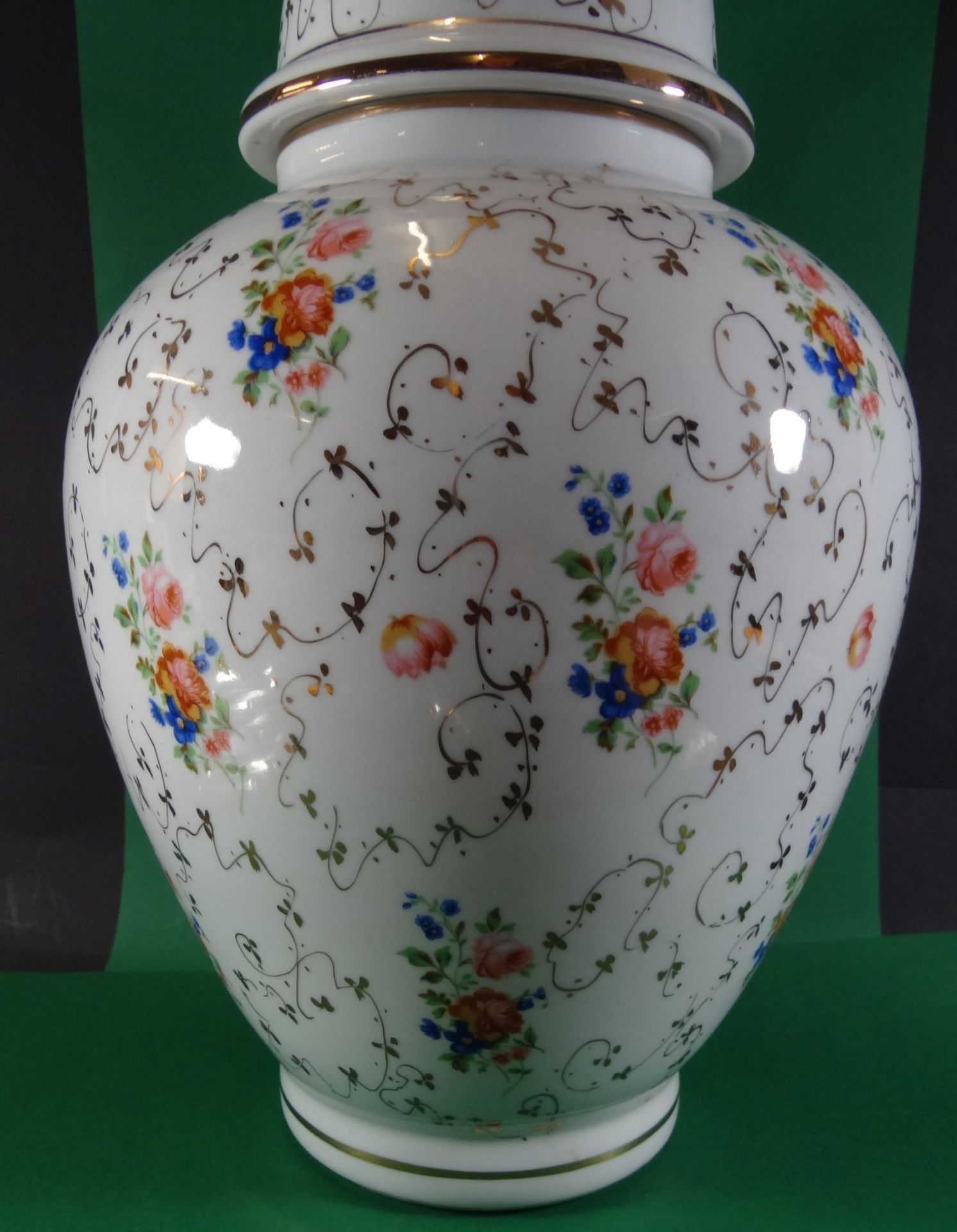 grosse Deckelvase , undeutl. gemarkt, H-40 cm - Bild 2 aus 8