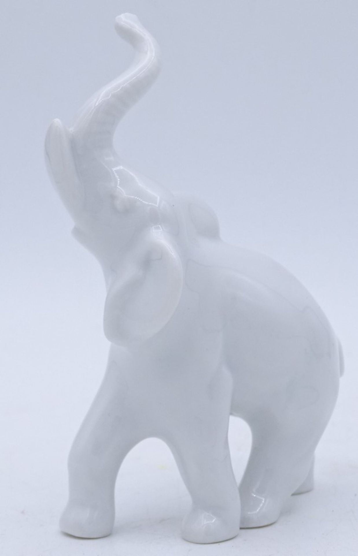 kl.Porzellan Elefant "Gräfenthal",Weißporzellan,H-9,0 - Bild 2 aus 3