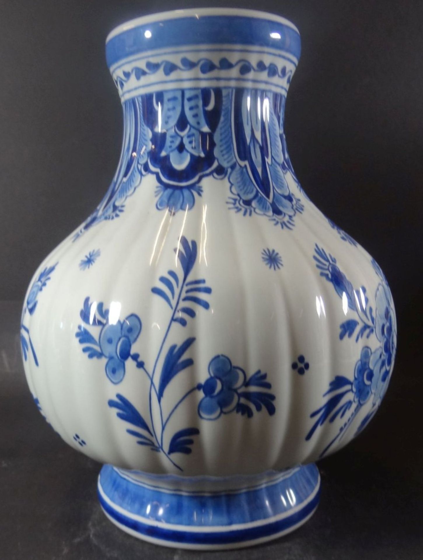 gr. Vase "Konniglike Porcelayne fles" Delft, H-24 cm, D-18 cm - Bild 3 aus 5