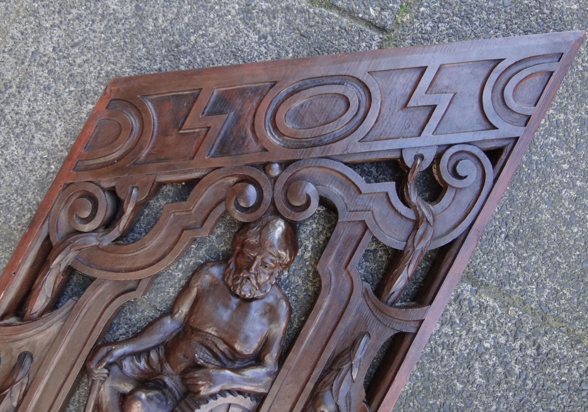 zwei Stück Treppengeländer, beschnitztes Holz , lt. Einlieferer aus dem Königsberger Rathaus???!, ( - Bild 3 aus 9