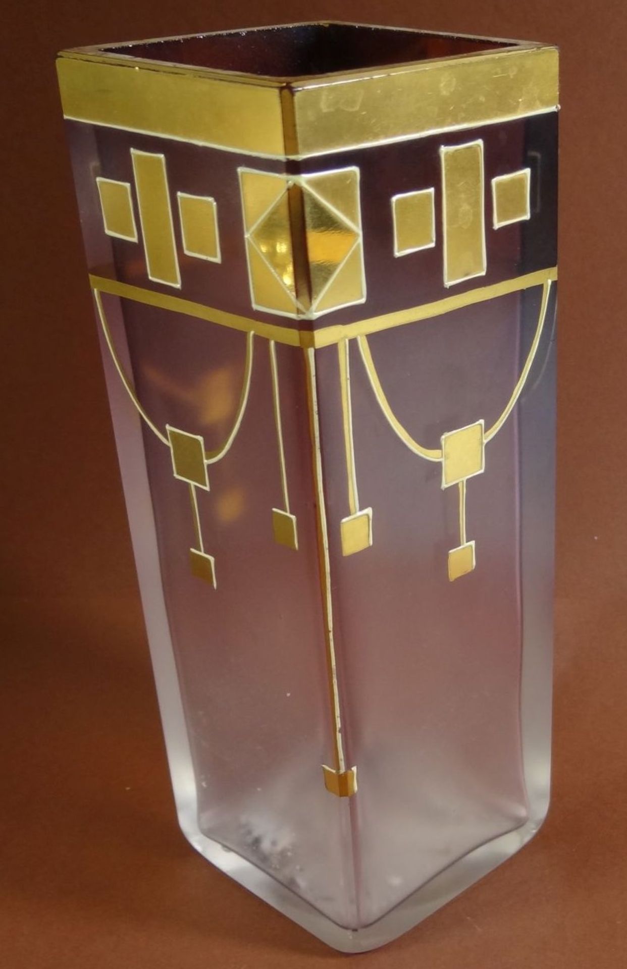 kl. Jugendstil-Vase mit geometr. Golddekor, H-16 cm, 7x7 cm, guter Zustand - Bild 4 aus 6