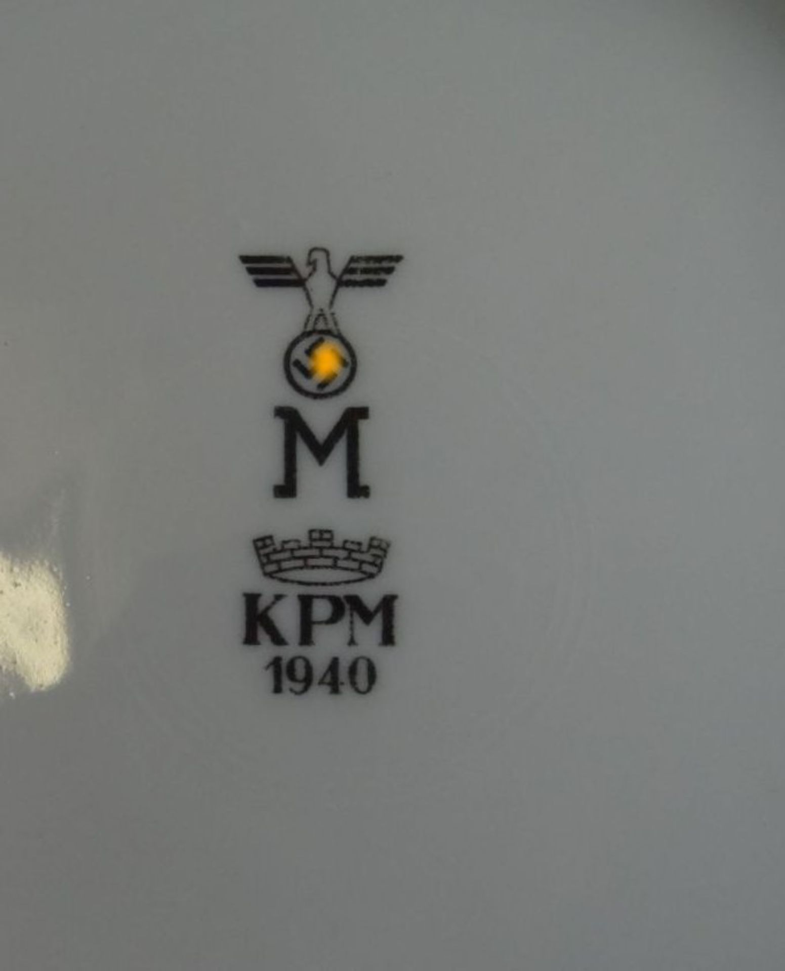 ovale Platte und kl. Teller, Marinegschirr, KPM, dat. 1940/42, roter Rand, 40x25 cm und D-20 cm - Bild 4 aus 5
