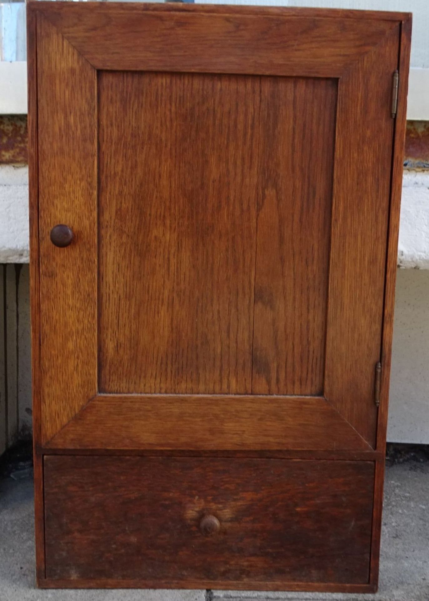 kl. Holz-Apotheken-Wandschrank, eine Schublade, 50x30x11 cm - Bild 4 aus 5