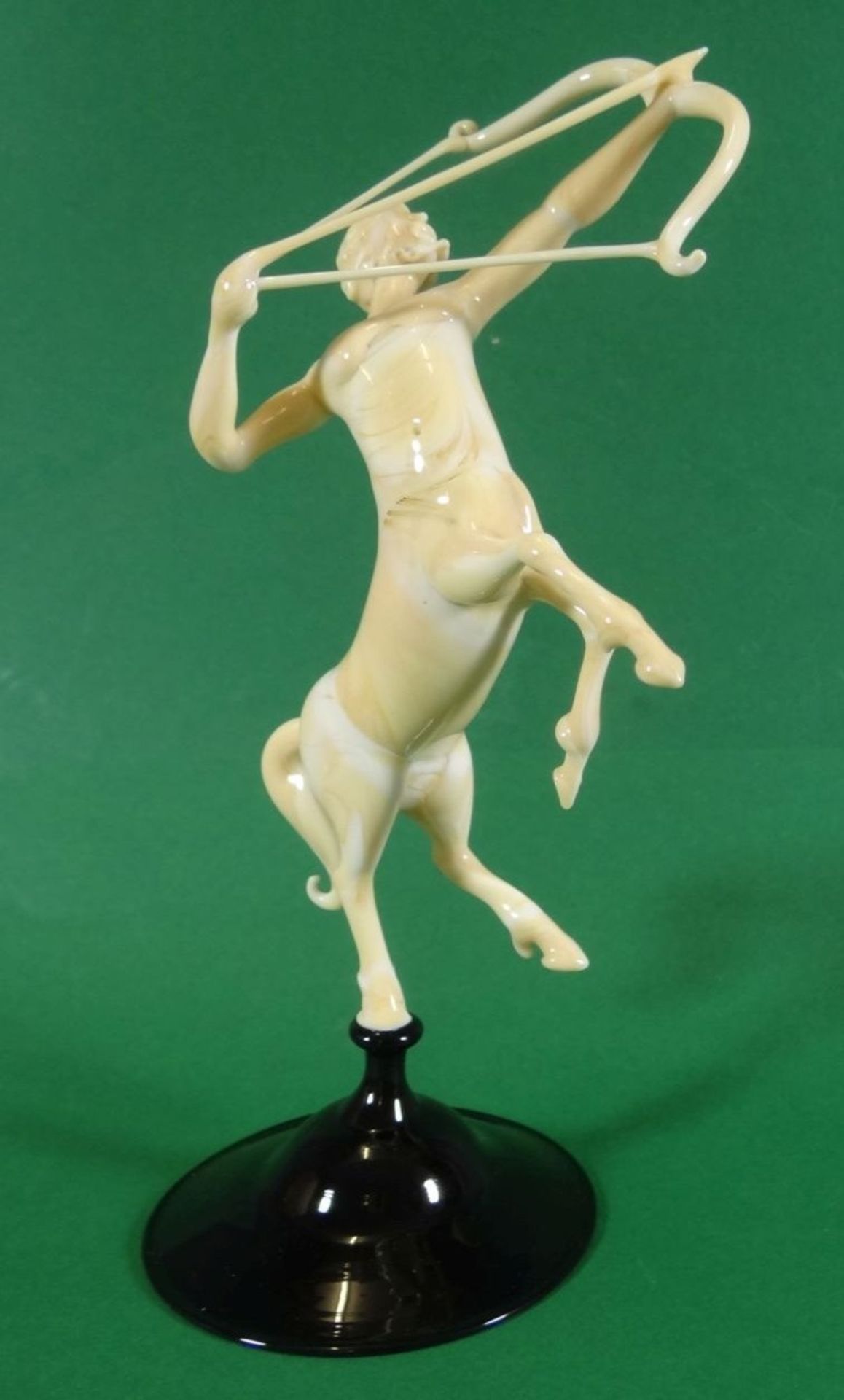 seltene Murano Figur "Zentaur auf schwarzen Stand, H-18 cm , sehr gut erhalten