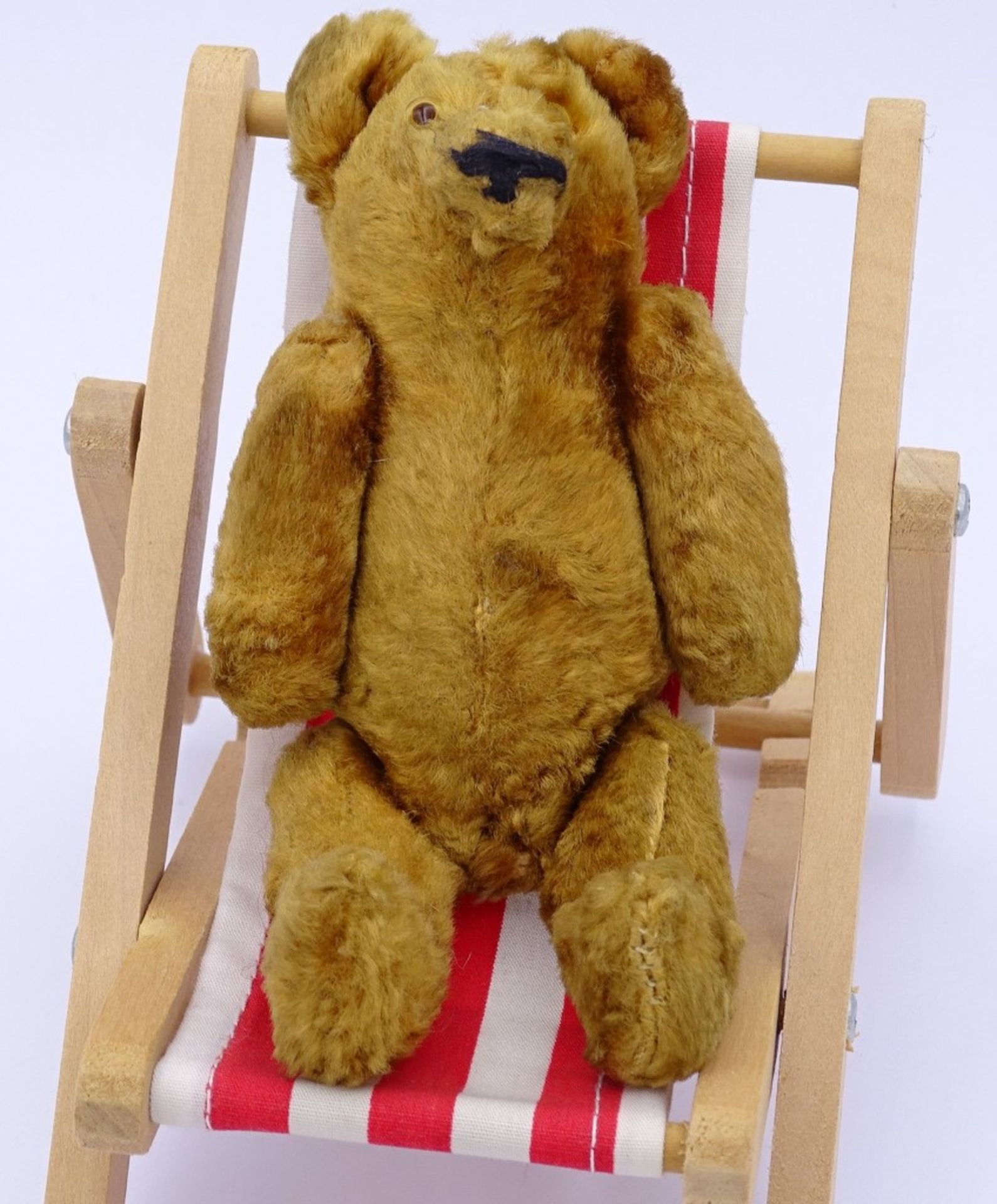 kl.alter Teddy auf neuz.Liegestuhl,Teddy H- 12cm - Bild 2 aus 4