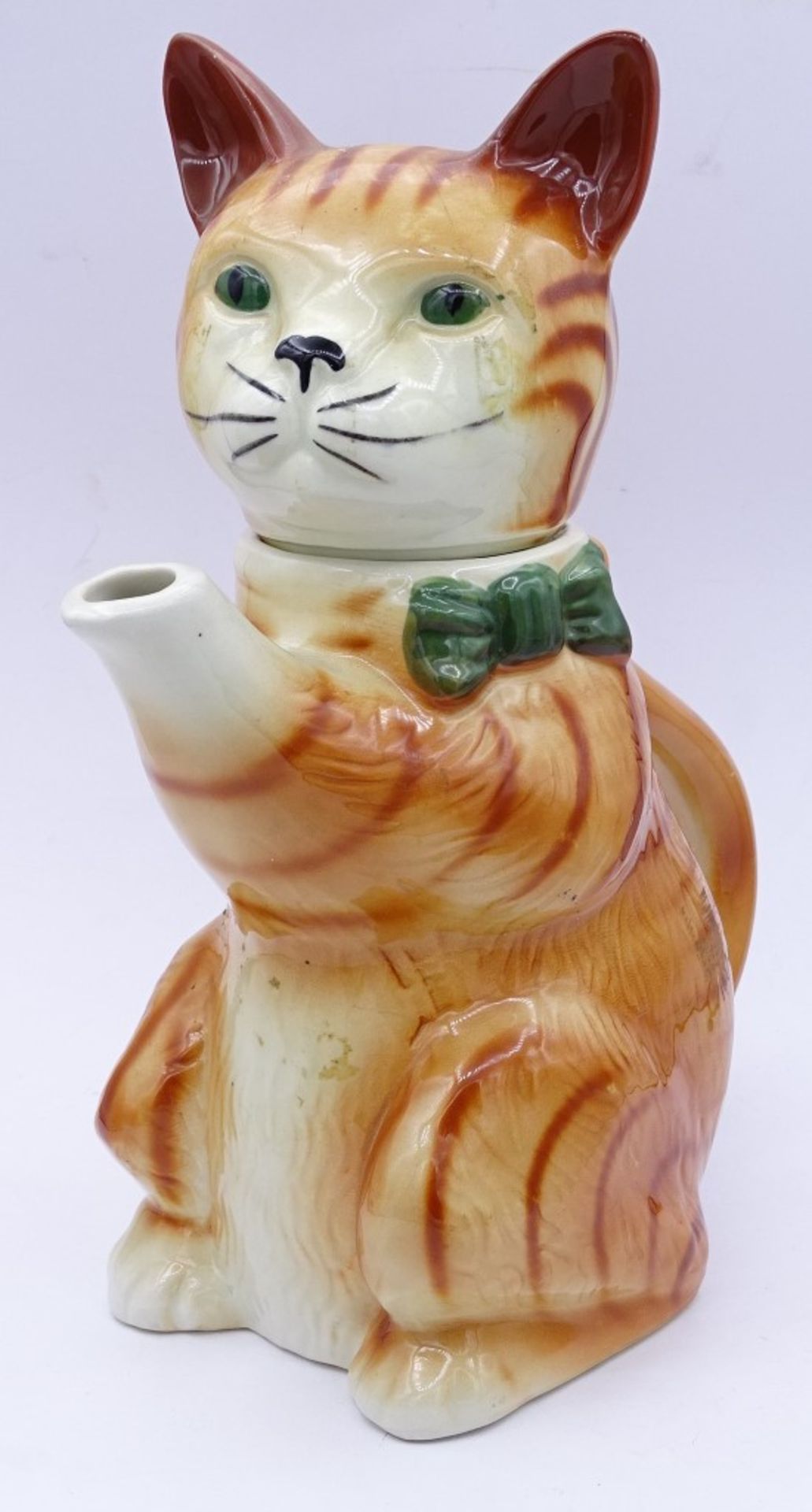 Teekanne in Form einer Katze mit Schleife,H- 25cm, im Boden gemarkt