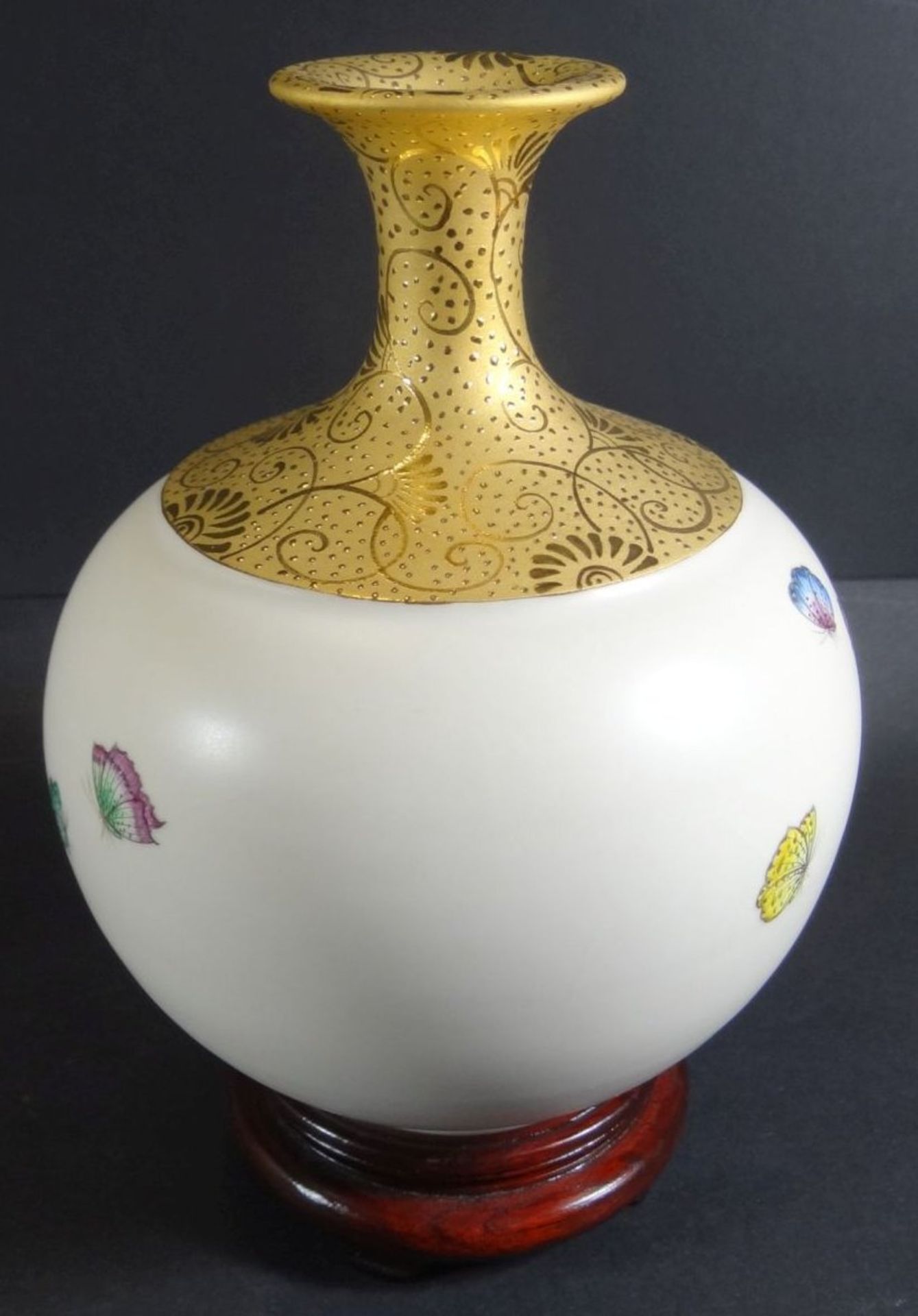 China-Vase in Karton mit Widmung, H-18 cm - Bild 5 aus 10