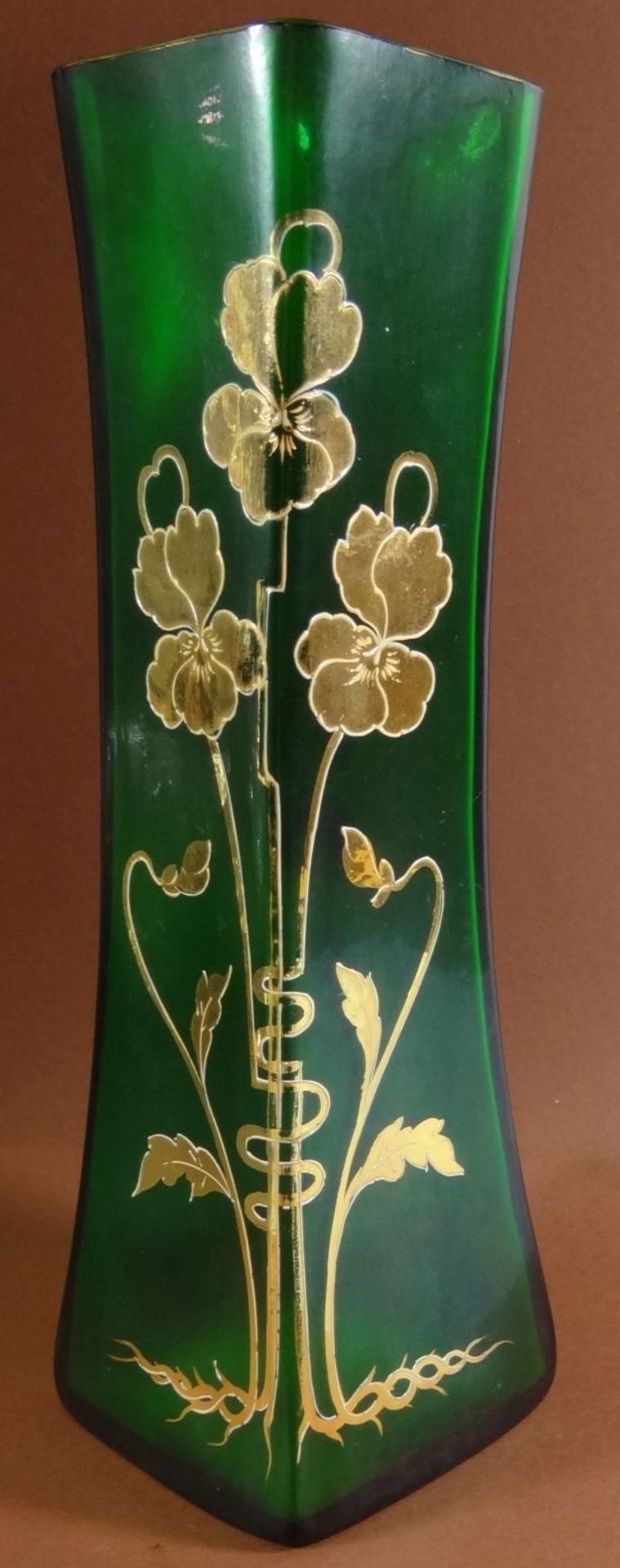 Jugendstil-Vase mit Goldblumen, grün, H-24 c