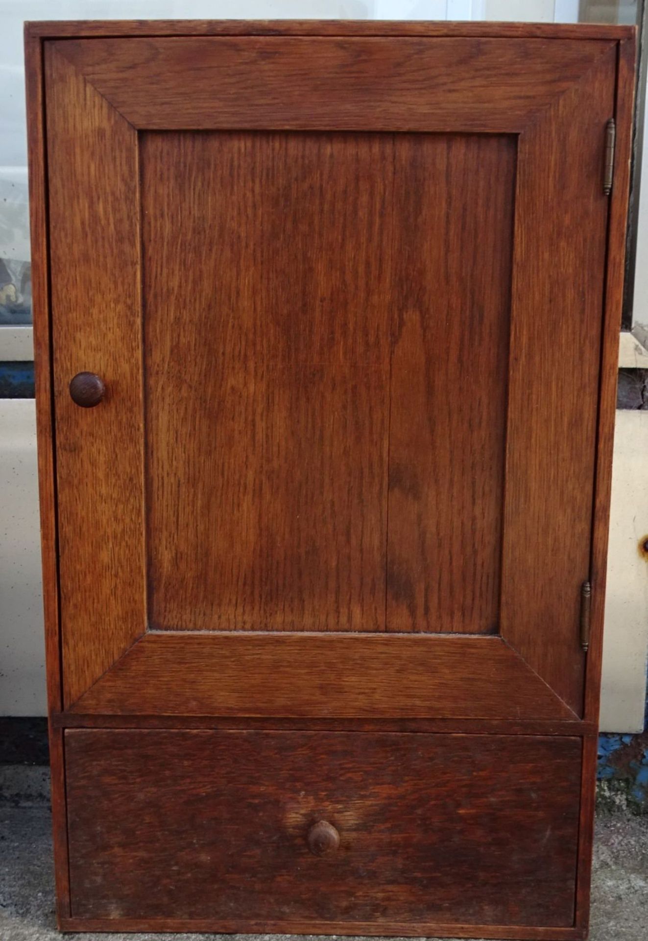 kl. Holz-Apotheken-Wandschrank, eine Schublade, 50x30x11 cm
