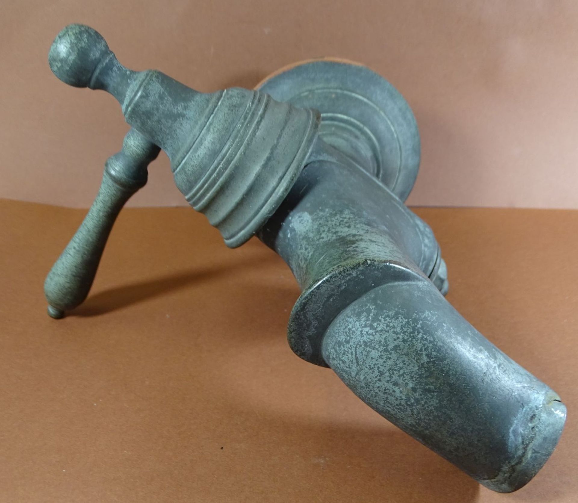 grosser Bronze-Brunnenhahn, 3 kg, L-24 cm, H-20 cm, Grifflänge 11 c - Bild 3 aus 5
