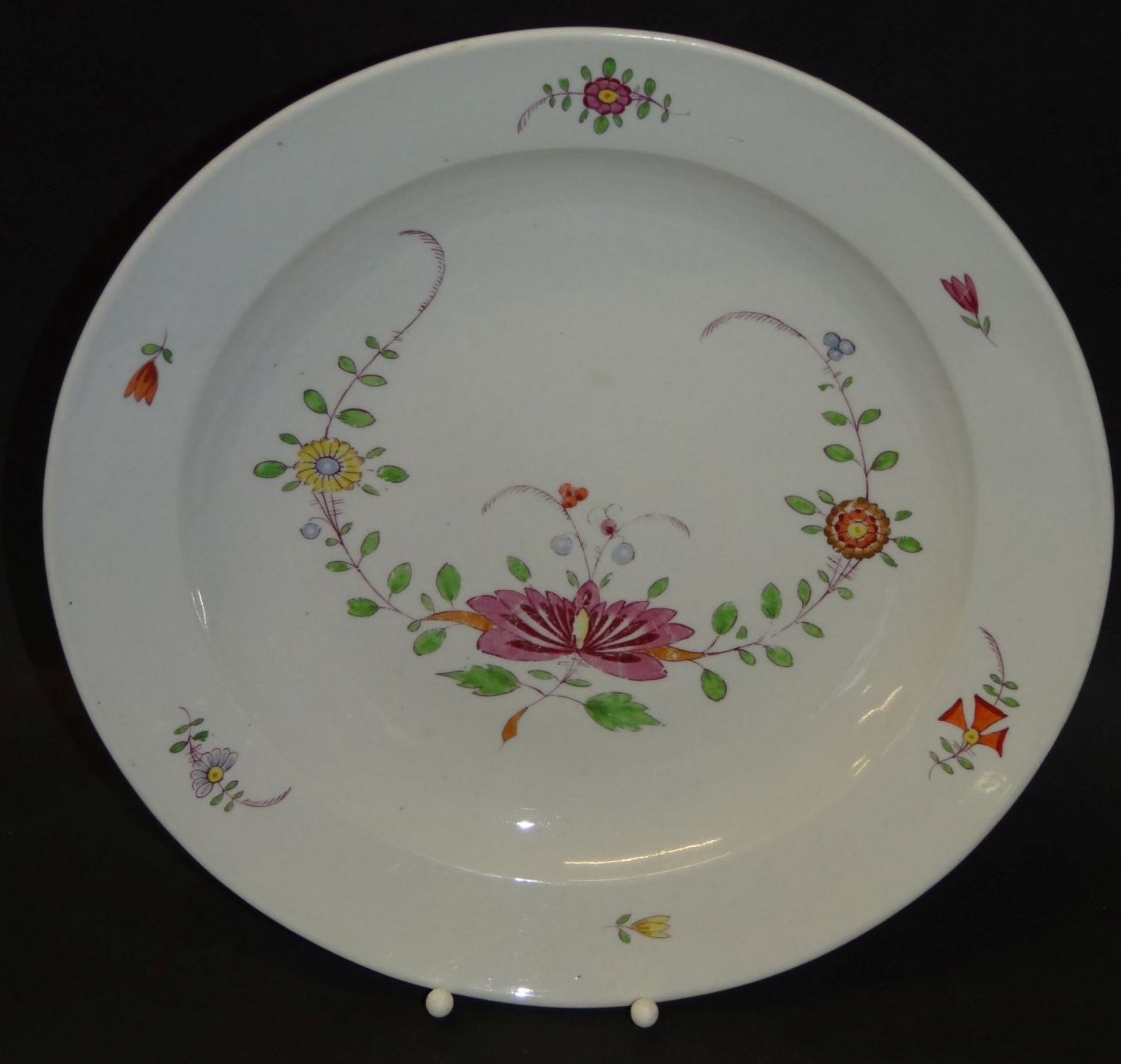 grosse Schale um 1780 mit Blumendekor "Meissen", H-5 cm, D-31 cm, Schwerter mit Stern, 1.Wahl, Bema