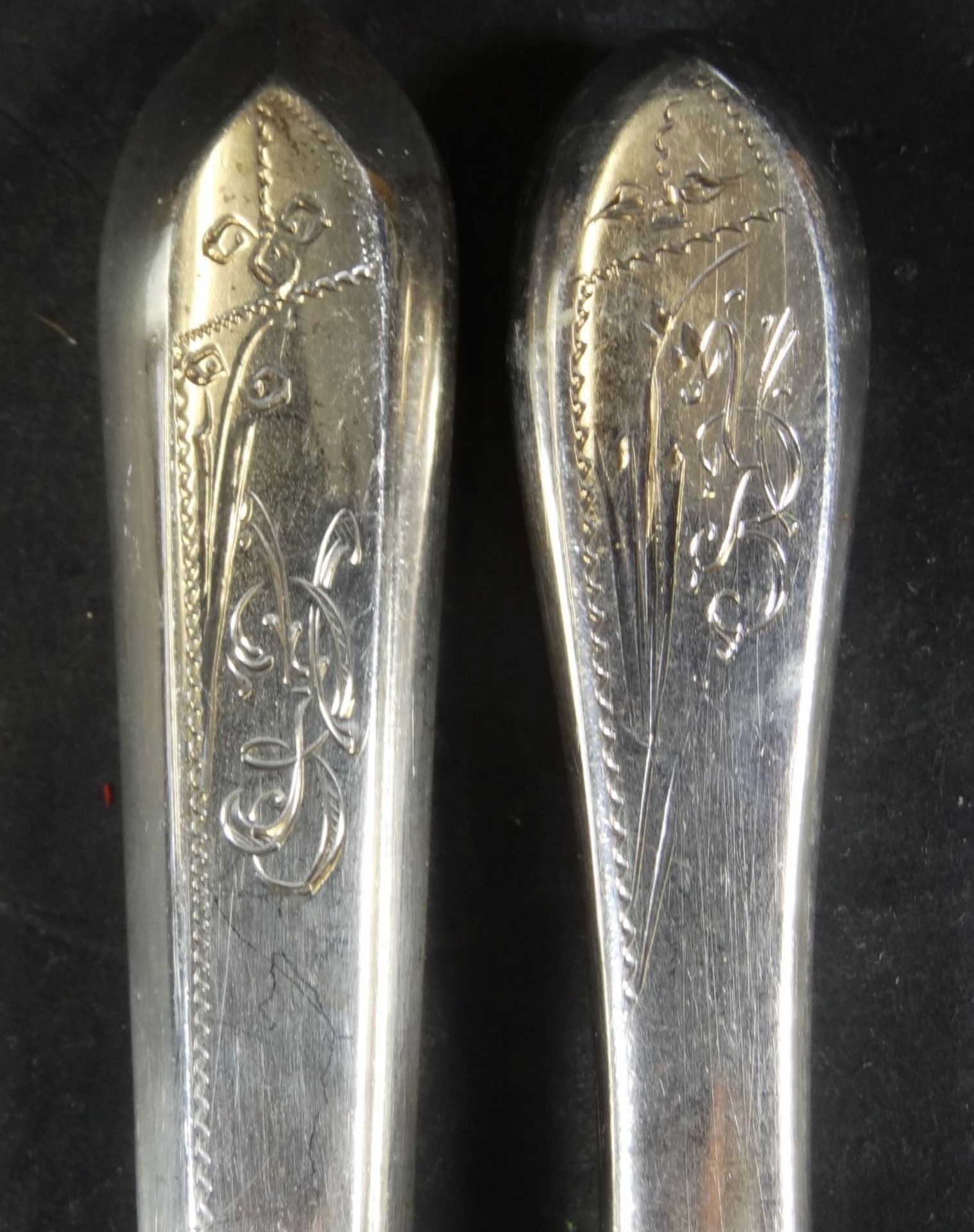 4 grosse, 5 kleine Messer mit Silbergriff-800- und Gravur, L-23.5 und 20 cm, - Image 4 of 6