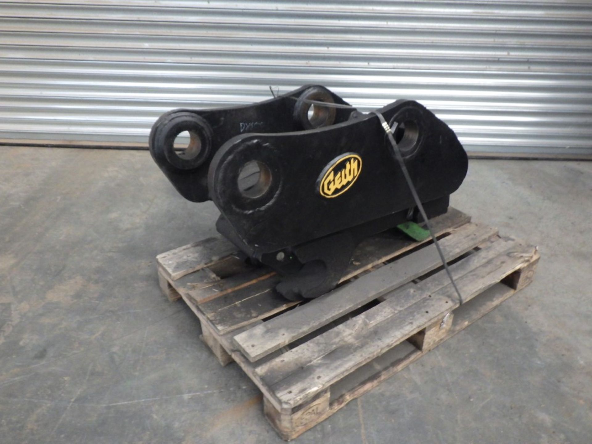 GEITH HYDRAULIC Q-HITCH TO FIT 90MM PINS TO FIT DOOSAN DX300 (YEAR 2016)