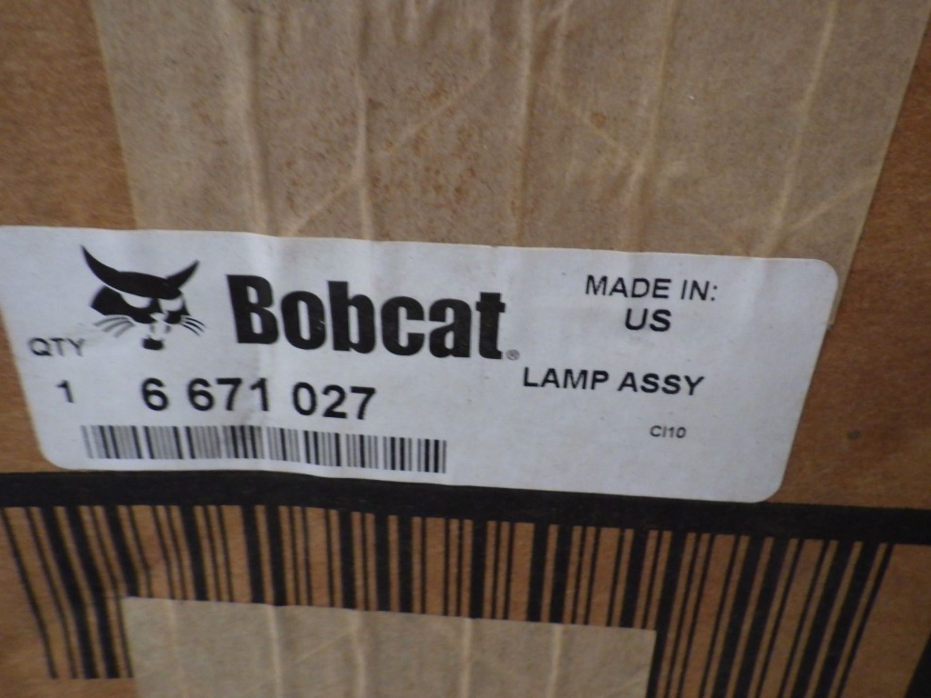 ASSORTED BOBCAT ELECTRICAL COMPONANTS & CONTROLS INCL. JOYSTICKS / HANDLES, LEAVERS, GUAGES, - Image 11 of 24