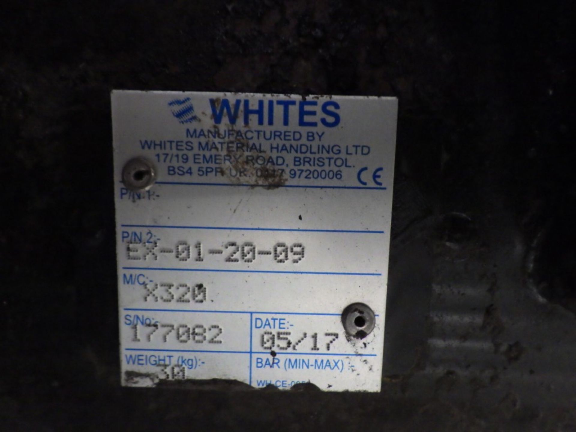 WHITES EXCAVATOR BUCKETS ON 30MM PINS (5 OF) 9.5'' DIGGING, 1' DIGGING, 18'' DIGGING, 2' DIGGING & - Image 6 of 8