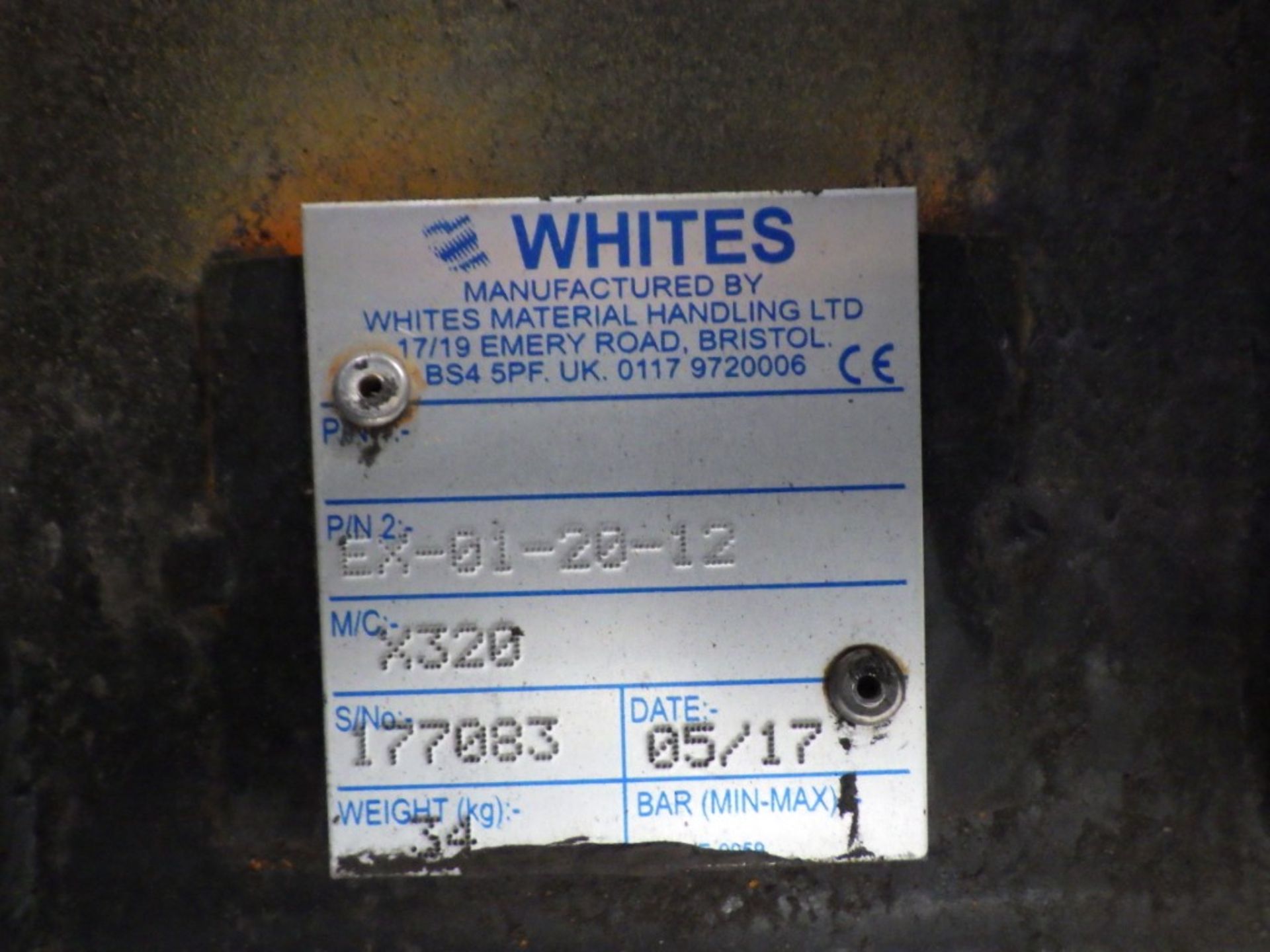 WHITES EXCAVATOR BUCKETS ON 30MM PINS (5 OF) 9.5'' DIGGING, 1' DIGGING, 18'' DIGGING, 2' DIGGING & - Image 5 of 8
