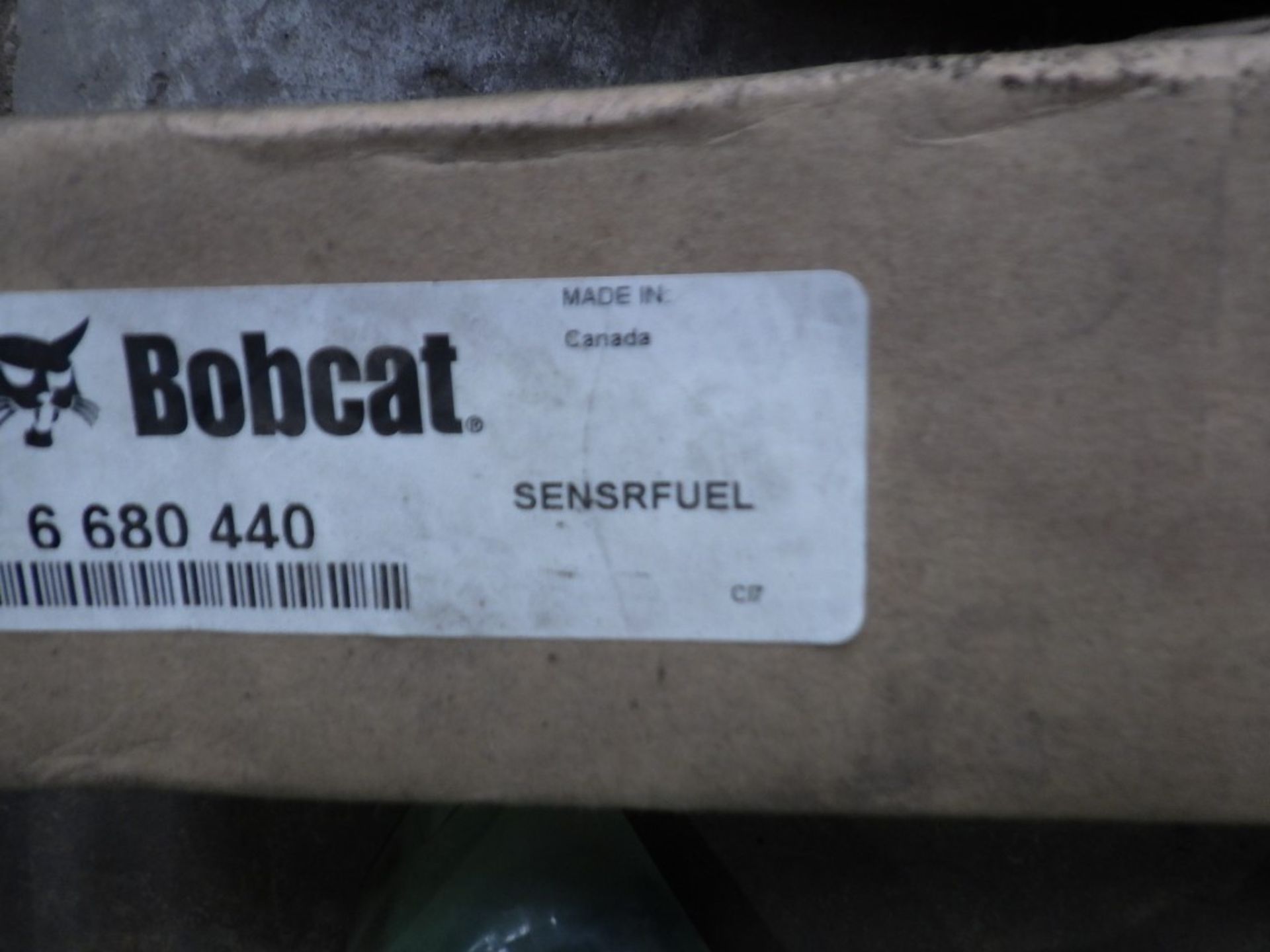 ASSORTED BOBCAT ELECTRICAL COMPONANTS & CONTROLS INCL. JOYSTICKS / HANDLES, LEAVERS, GUAGES, - Image 6 of 24