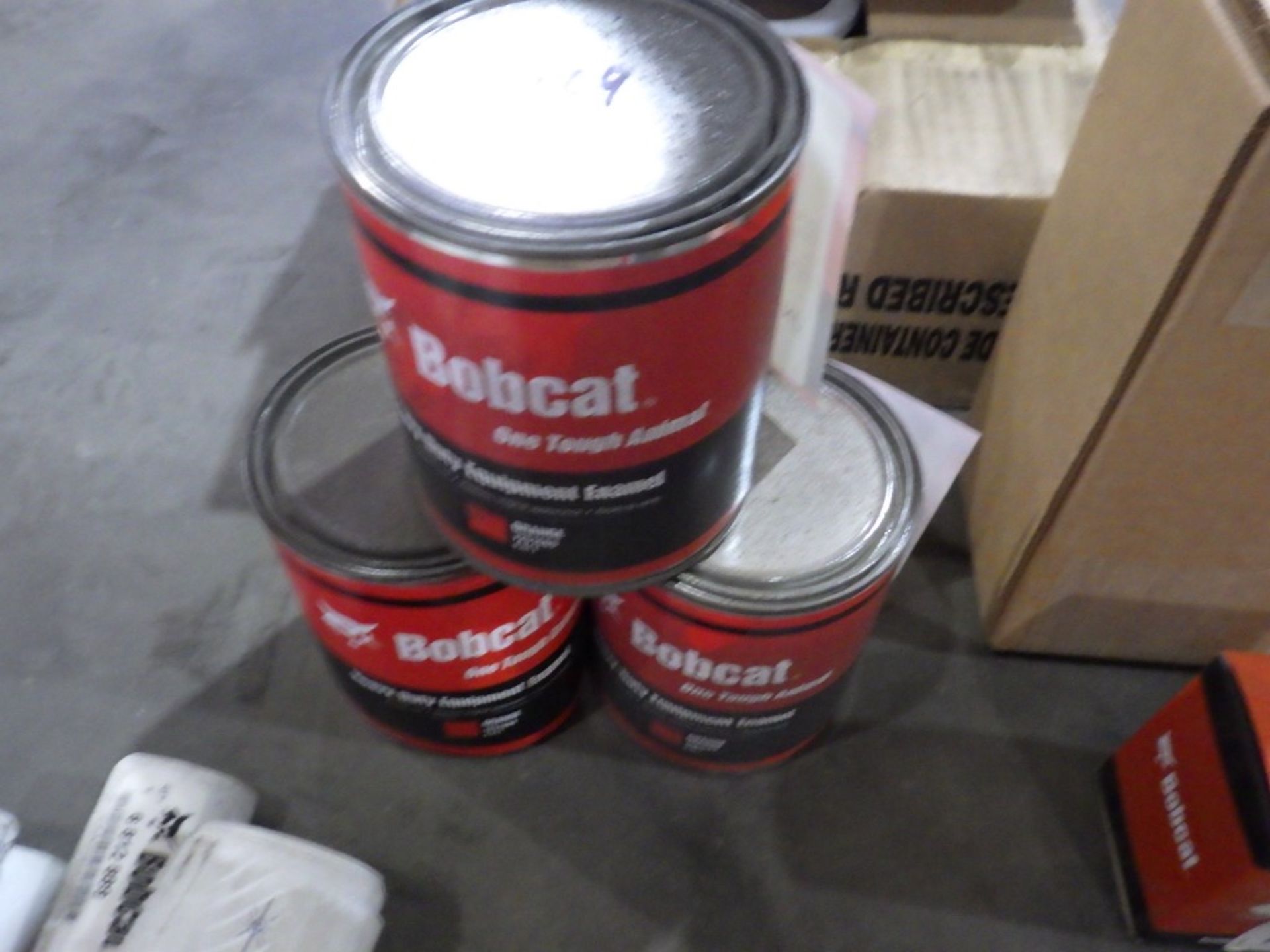 ASSORTED BOBCAT DECALS & PAINT INCL. SPRAY CANS, ENAMEL, PRIMER & TOUCH UP BOTTLES - Image 5 of 8