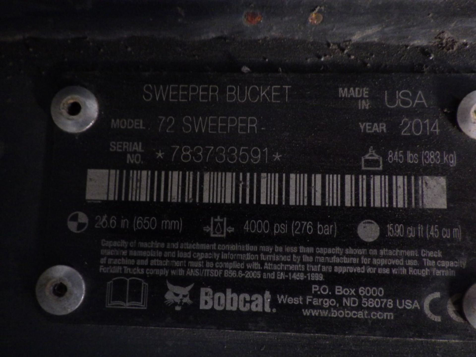 BOBCAT 72 SWEEPER BUCKET S/N: 783733591 (YEAR 2014) - Image 4 of 10
