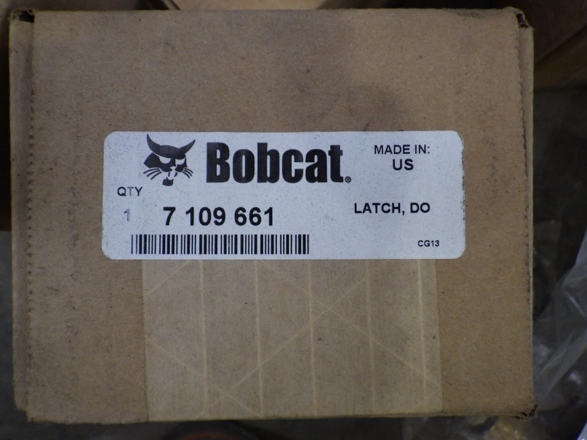 ASSORTED BOBCAT PARTS INCL. SAFETY FRAME / BARS, SEAT BELT, GAS STRUTS, HANDLES, LATCHES, NUTS, - Image 10 of 11