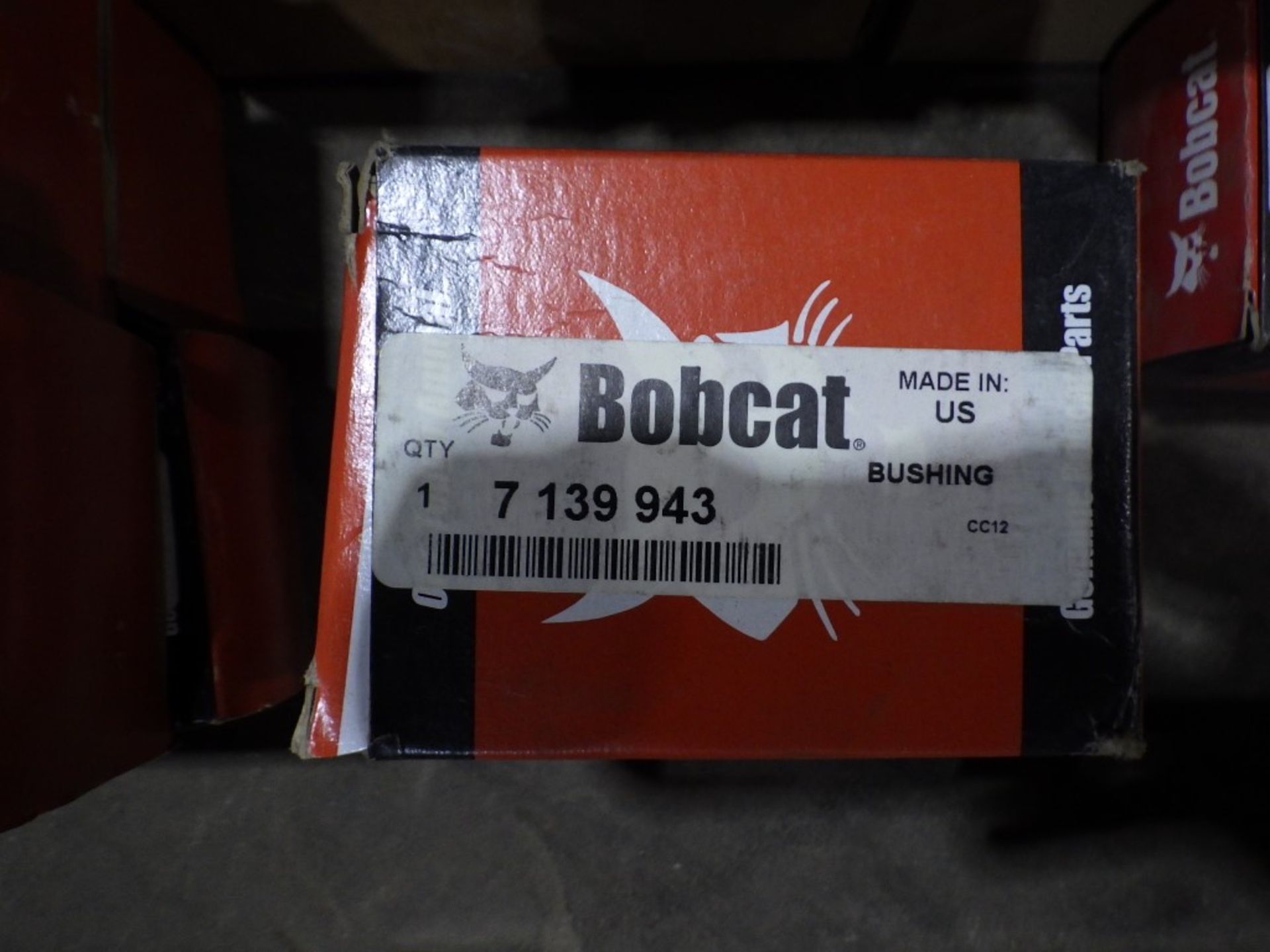 ASSORTED BOBCAT PINS, BUSHES, BEARINGS, TRACK ROLLERS INCL. P/N: 6693237, 7136983 (4 OF) & MORE - Image 2 of 11