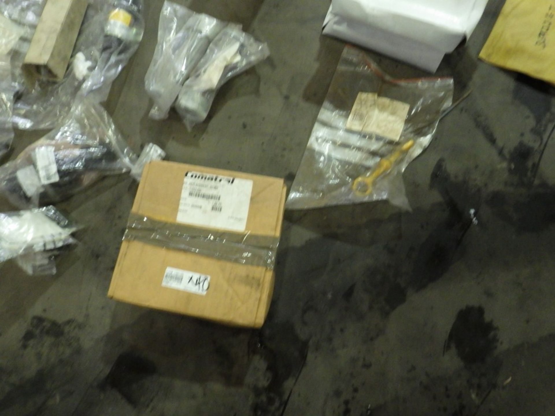 ASSORTED GENIE PARTS INCL. JACK LEGS, LINK ASSEMBLY, FILTERS, JOYSTCK CONTROL, BOLTS, WASHERS, NUTS, - Image 9 of 10