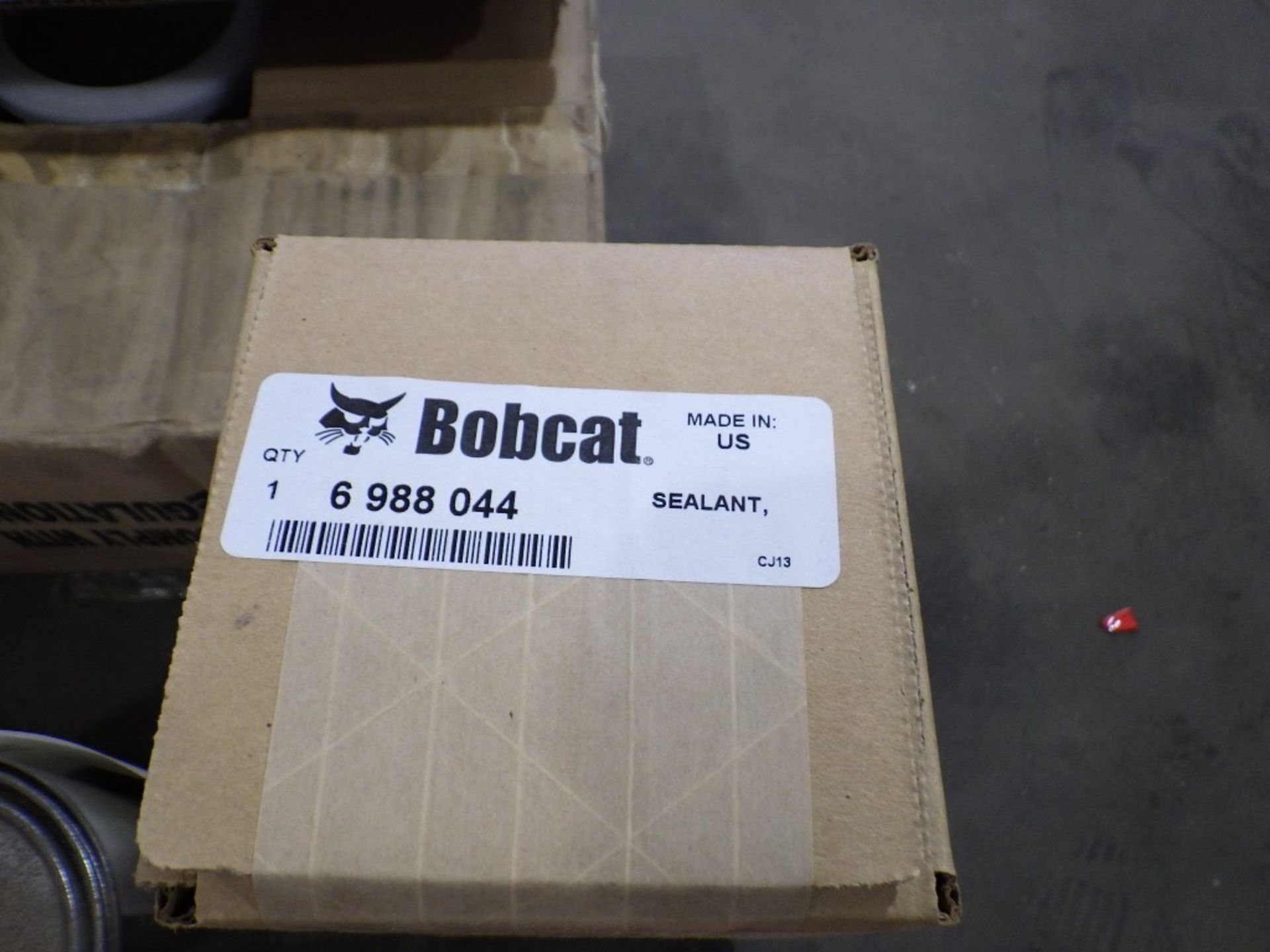 ASSORTED BOBCAT DECALS & PAINT INCL. SPRAY CANS, ENAMEL, PRIMER & TOUCH UP BOTTLES - Image 6 of 8
