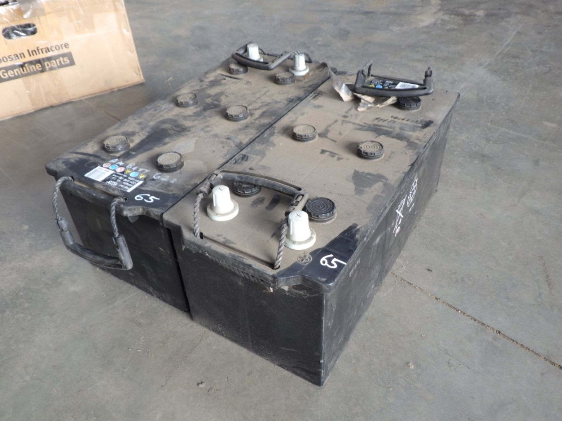 DOOSAN 12V BATTERY (PAIR) P/N: AMBATT623