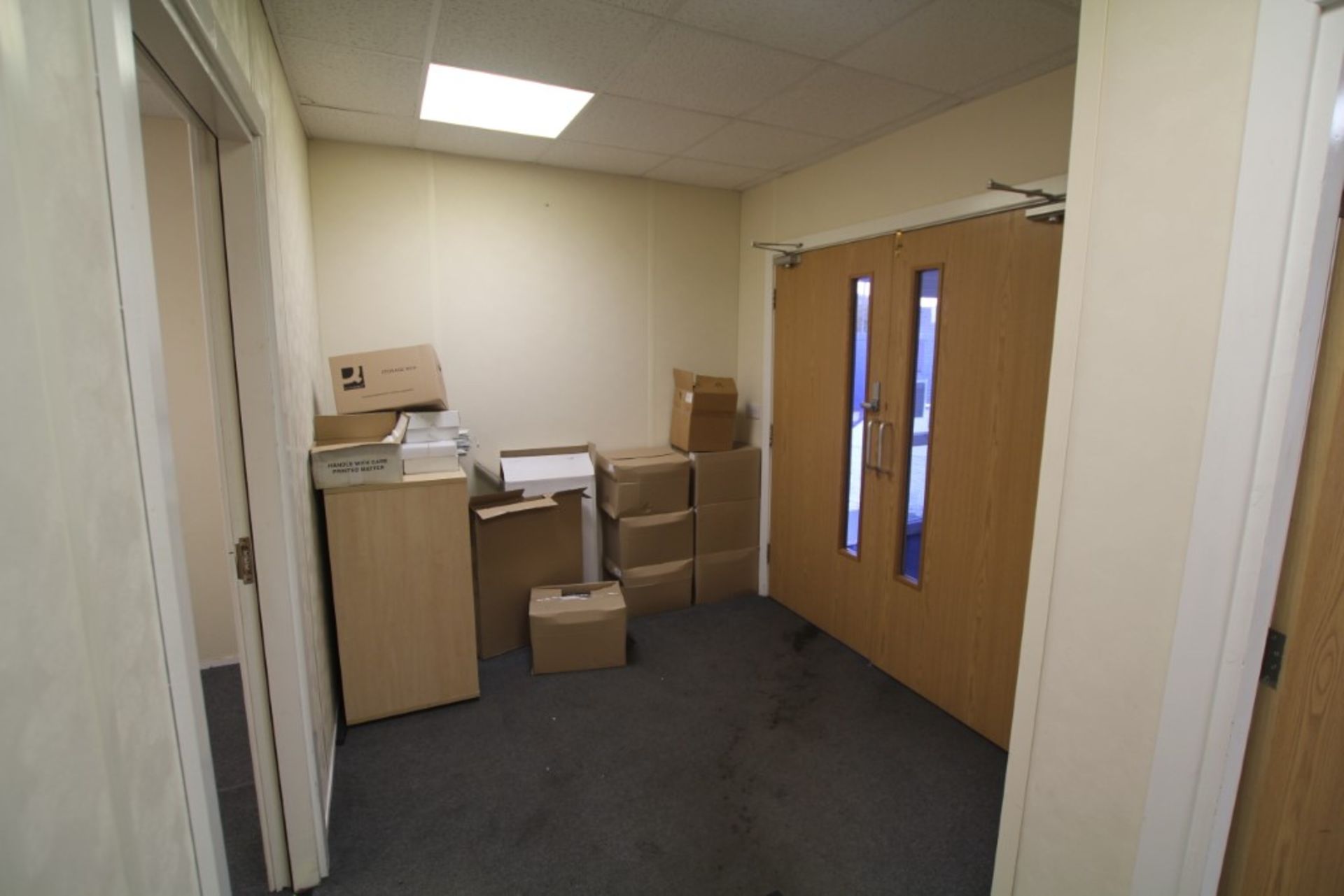 7 Bay Modular Office / Classroom / Studio Building - 21m x 9.6m & Jack Leg Toilet / Kitchen Cabin - Image 13 of 41