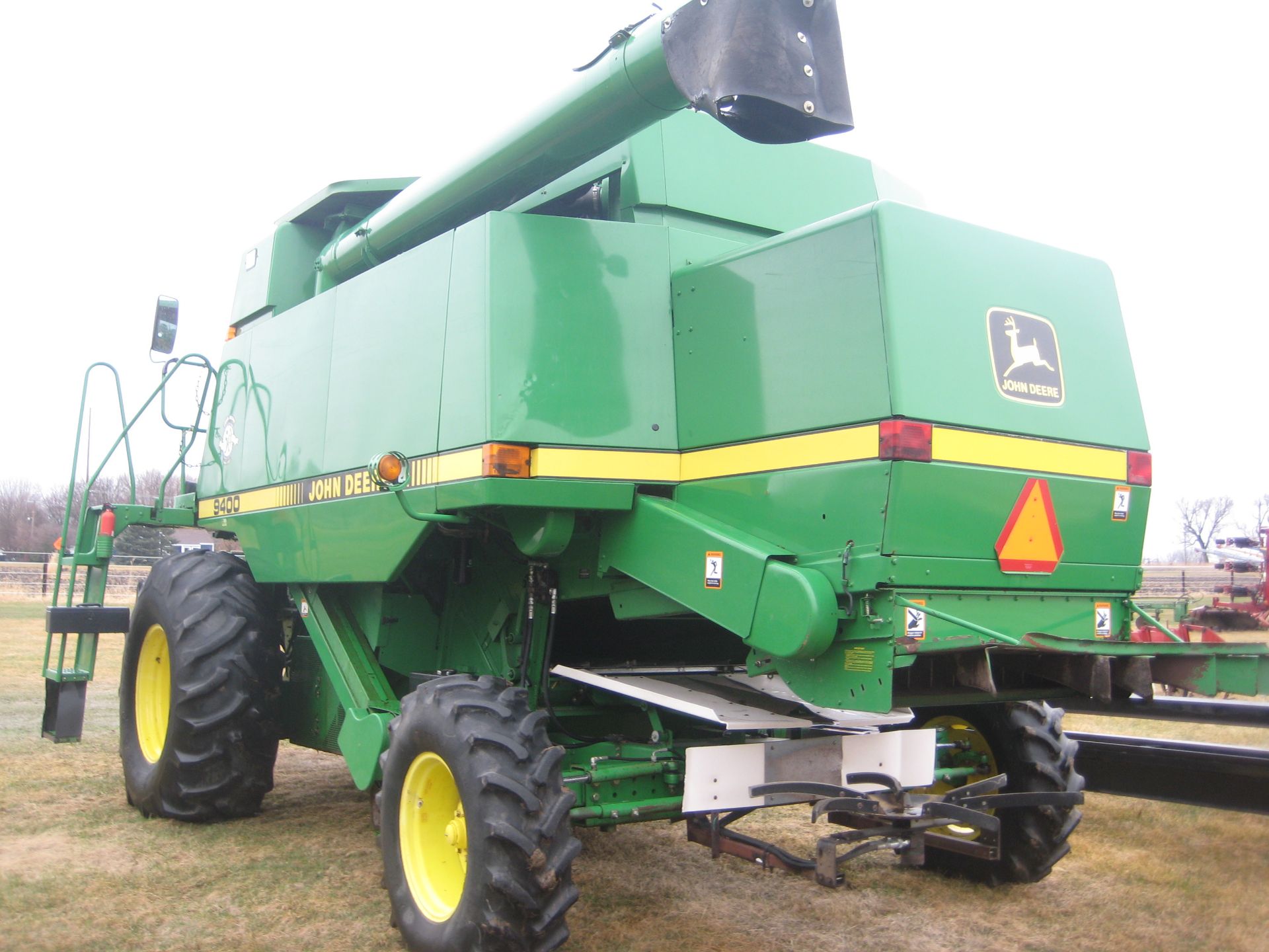 '97 JD 9400, 24.5x32, MAURER EXT., SHAFF SPREADER, WIRED FOR GREEN STAR, 3826/2826 HRS, SN-670541 - Image 5 of 28
