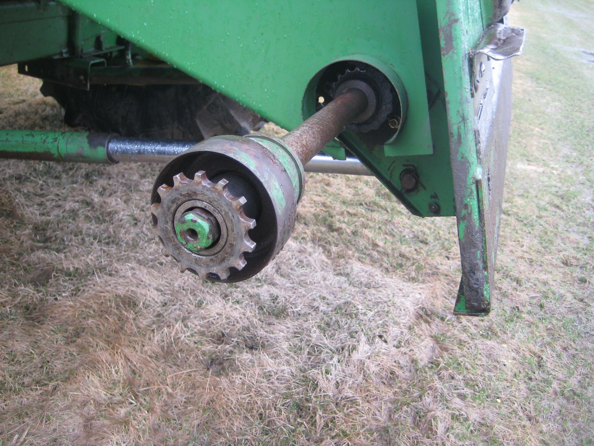 '75 JOHN DEERE 6600 DIESEL COMBINE, 3847 HRS, 23.1/26 TIRES, STRAW CHOPPER, HINIKER TANK EXTENSION - Image 21 of 33