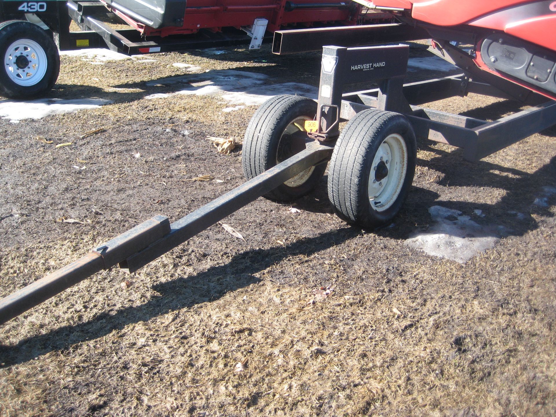 Harvest Hand 30' Tandem axle head trailer