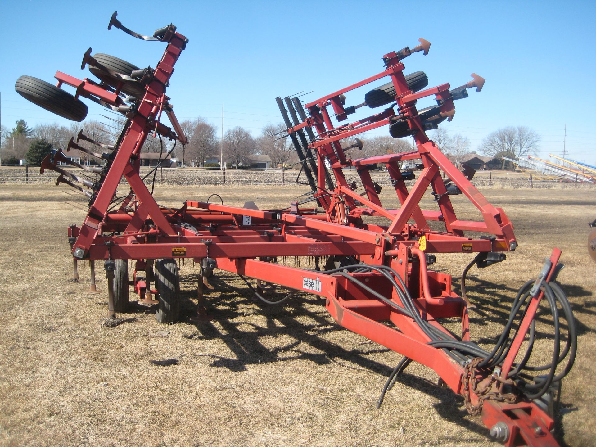 Case IH 4800 24' Fld Cult, Low Acres, 3 X Harrow - Image 2 of 11