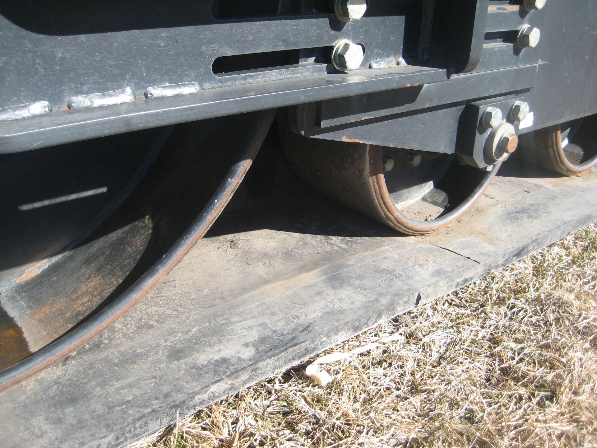 2009 Brent 1194 Grain Cart, Digi Star Scale, Tarp, Camera, 36" tracks - Image 18 of 21