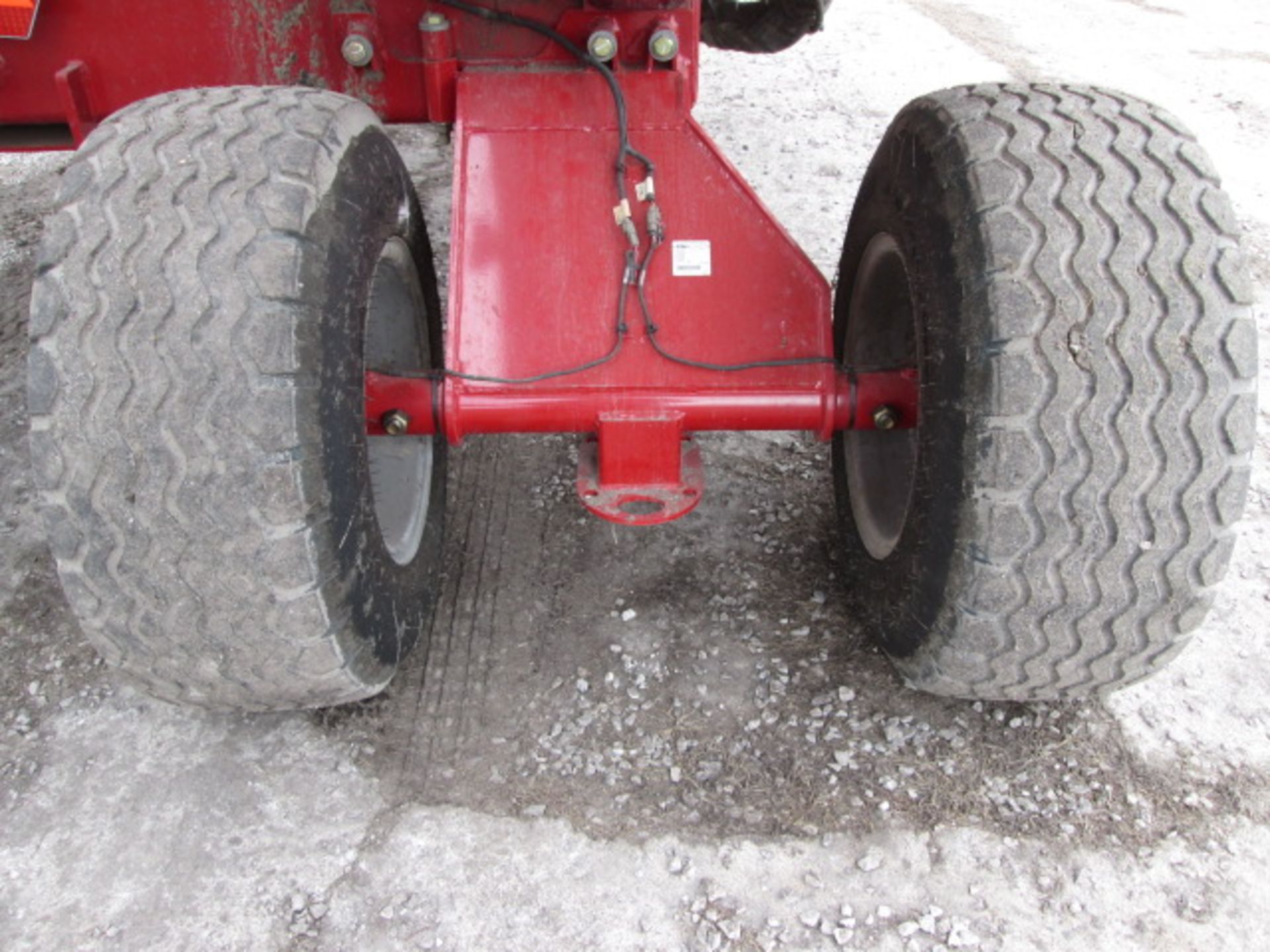 ’18 CASE-IH 2140 24R22” PLANTER, SN YHS073507, HYD DOWN PSI, LIQUID FERT, TW, USED ON 1200 ACRES - Image 17 of 41