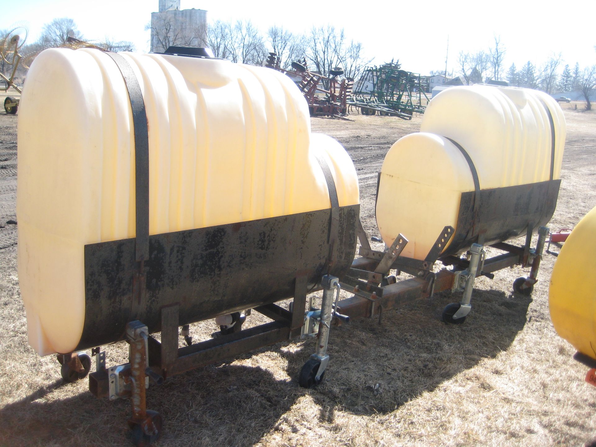 Set of 200 GAL saddle tanks - Image 3 of 6