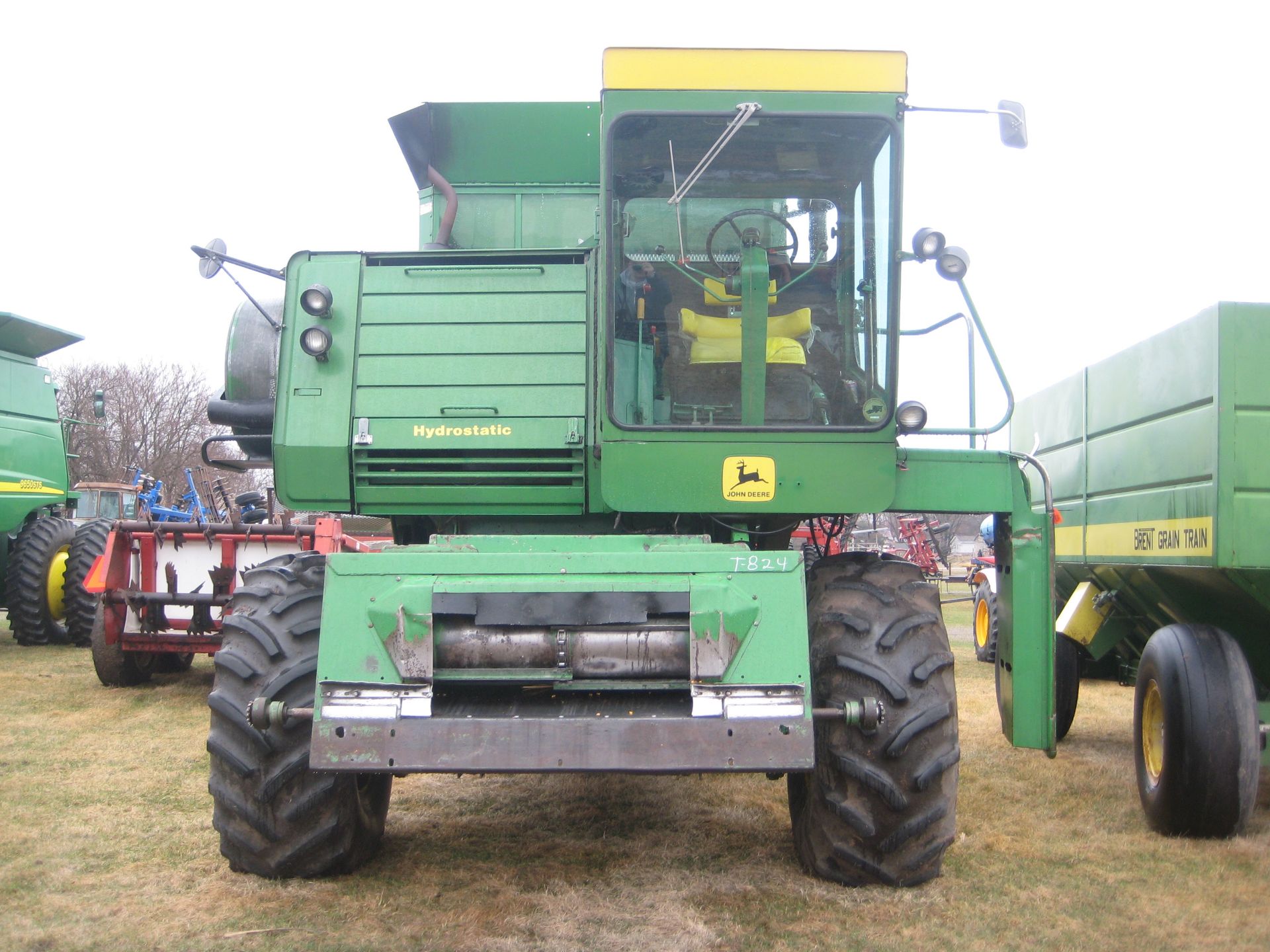 '75 JOHN DEERE 6600 DIESEL COMBINE, 3847 HRS, 23.1/26 TIRES, STRAW CHOPPER, HINIKER TANK EXTENSION - Image 2 of 33