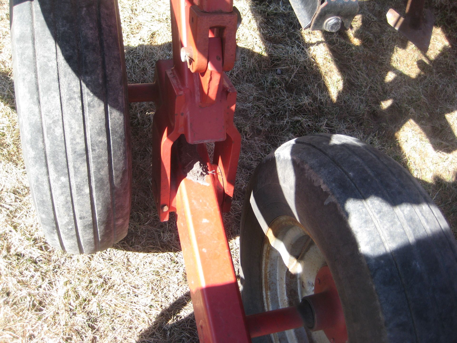 Case IH 4800 24' Fld Cult, Low Acres, 3 X Harrow - Image 8 of 11