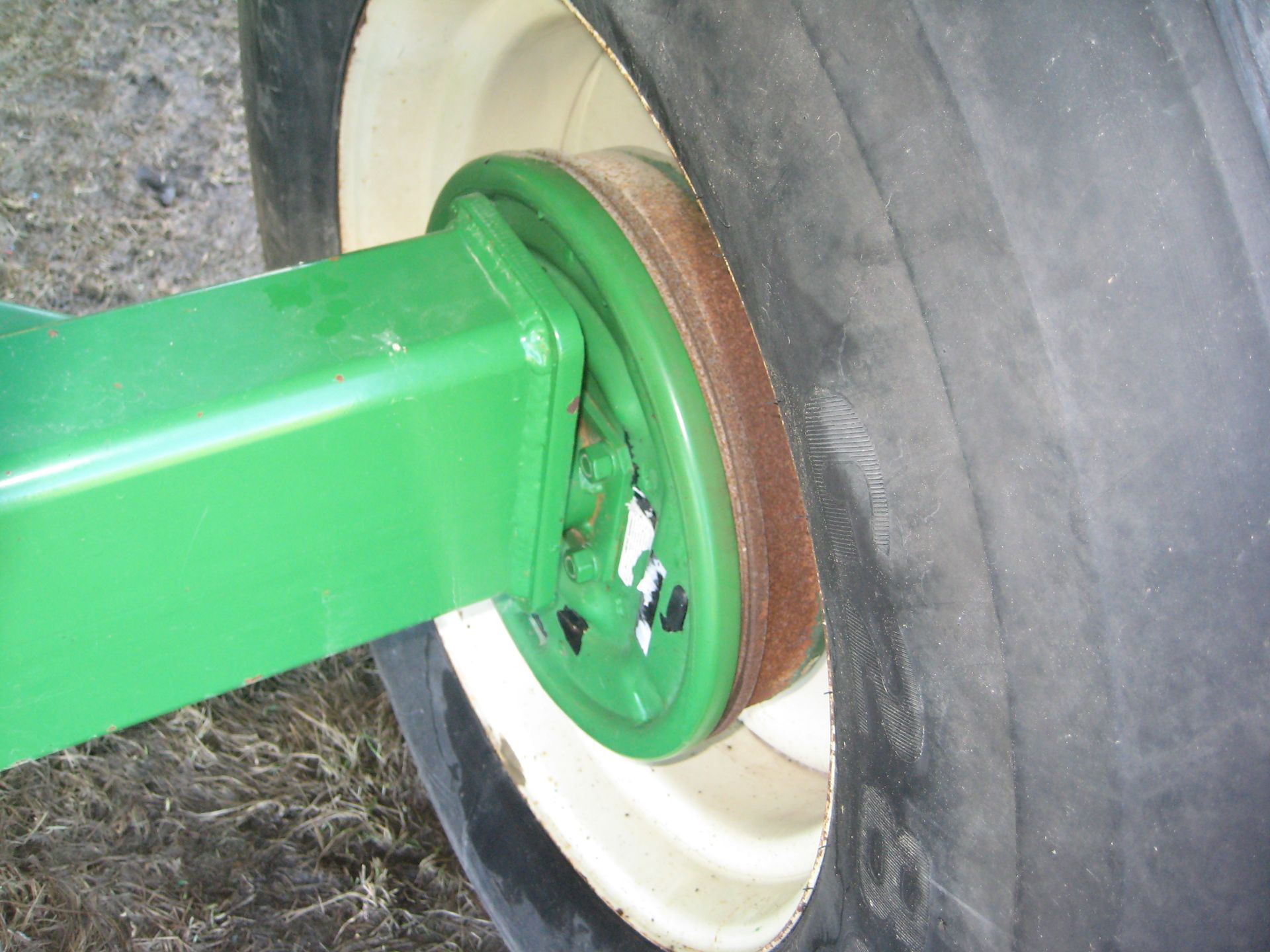 Brent 540 Gravity Wagon, 425-65R/22.5 tires, green - Image 12 of 15