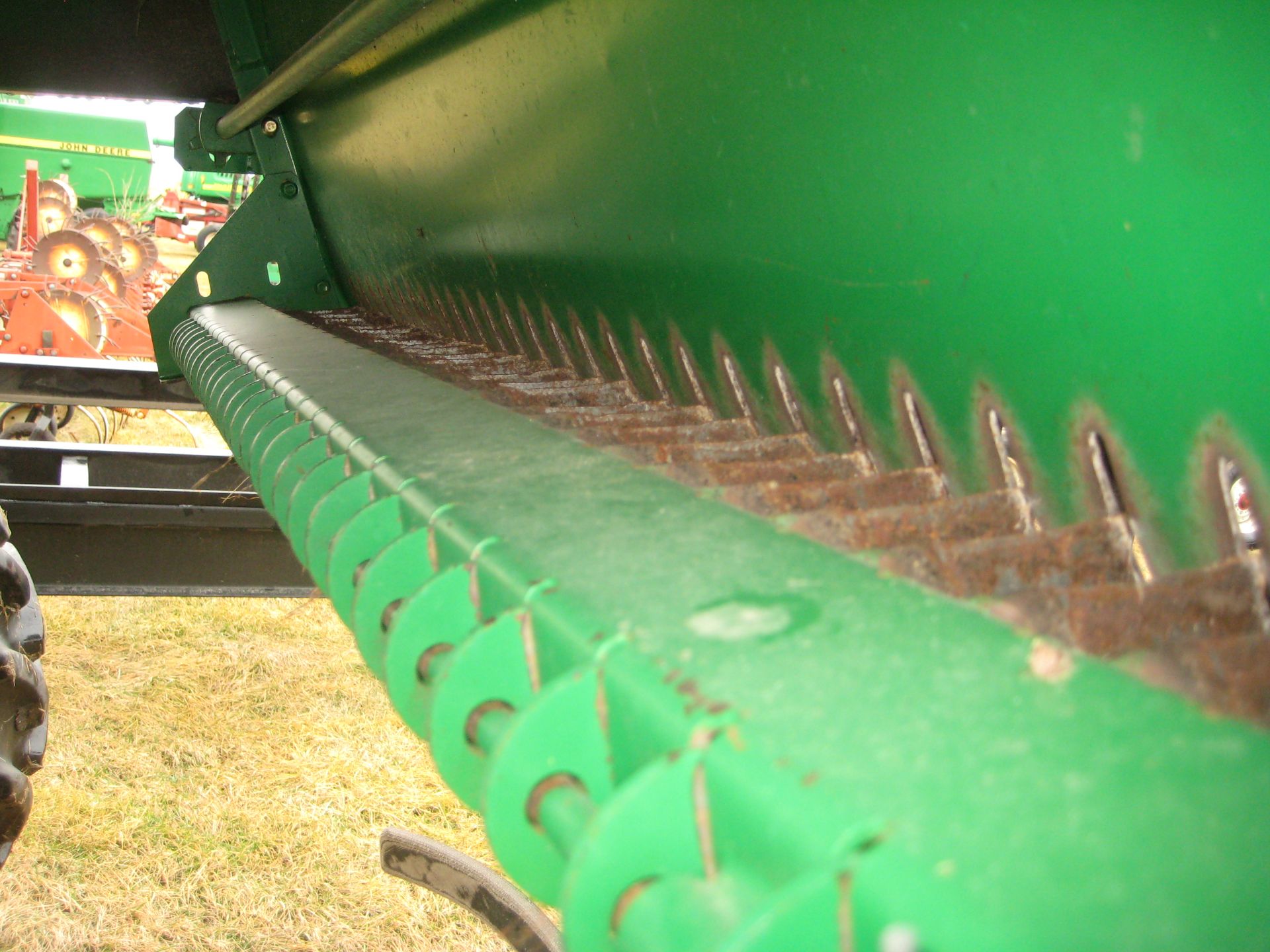 '97 JD 9400, 24.5x32, MAURER EXT., SHAFF SPREADER, WIRED FOR GREEN STAR, 3826/2826 HRS, SN-670541 - Image 8 of 28