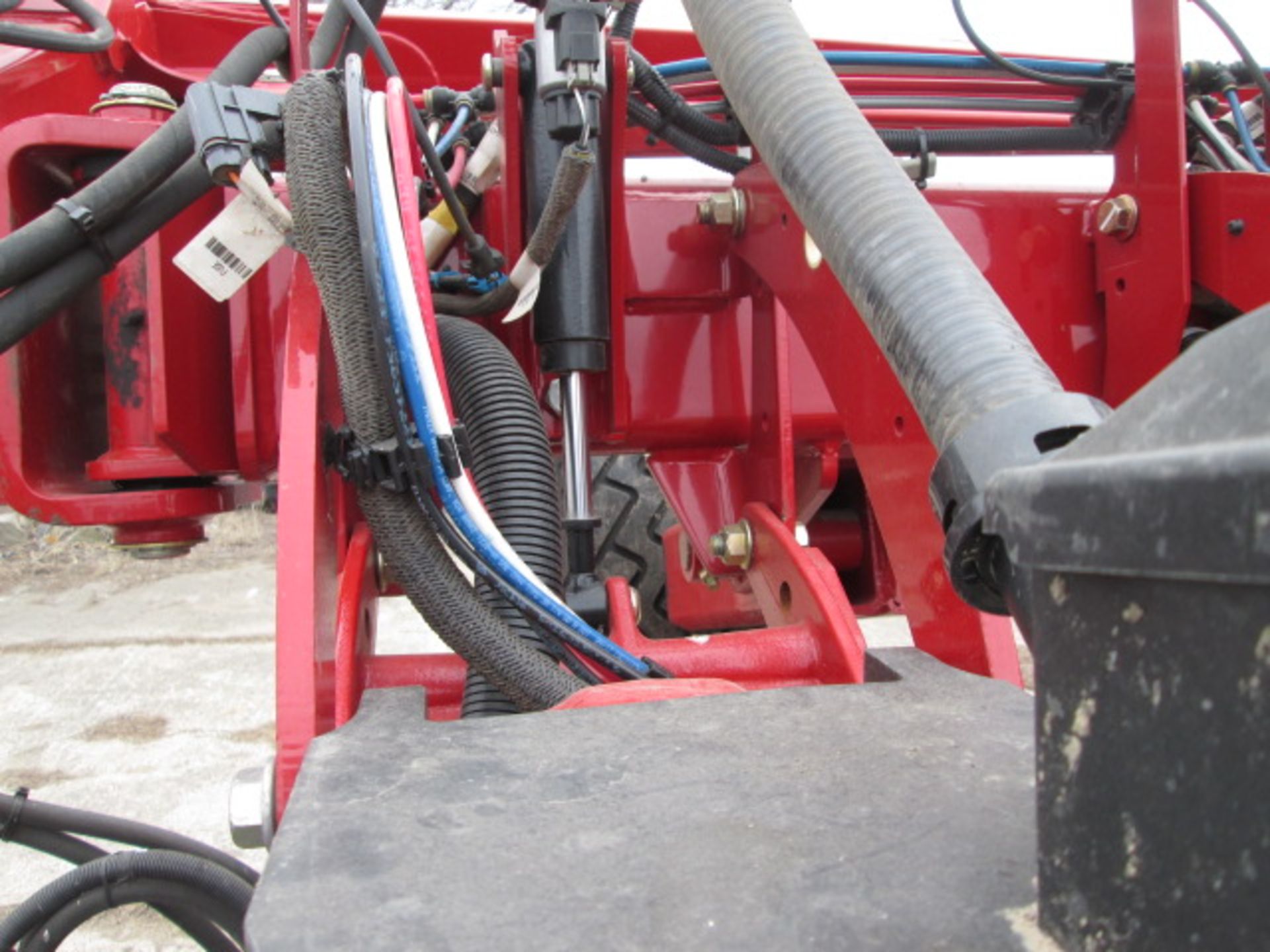 ’18 CASE-IH 2140 24R22” PLANTER, SN YHS073507, HYD DOWN PSI, LIQUID FERT, TW, USED ON 1200 ACRES - Image 13 of 41