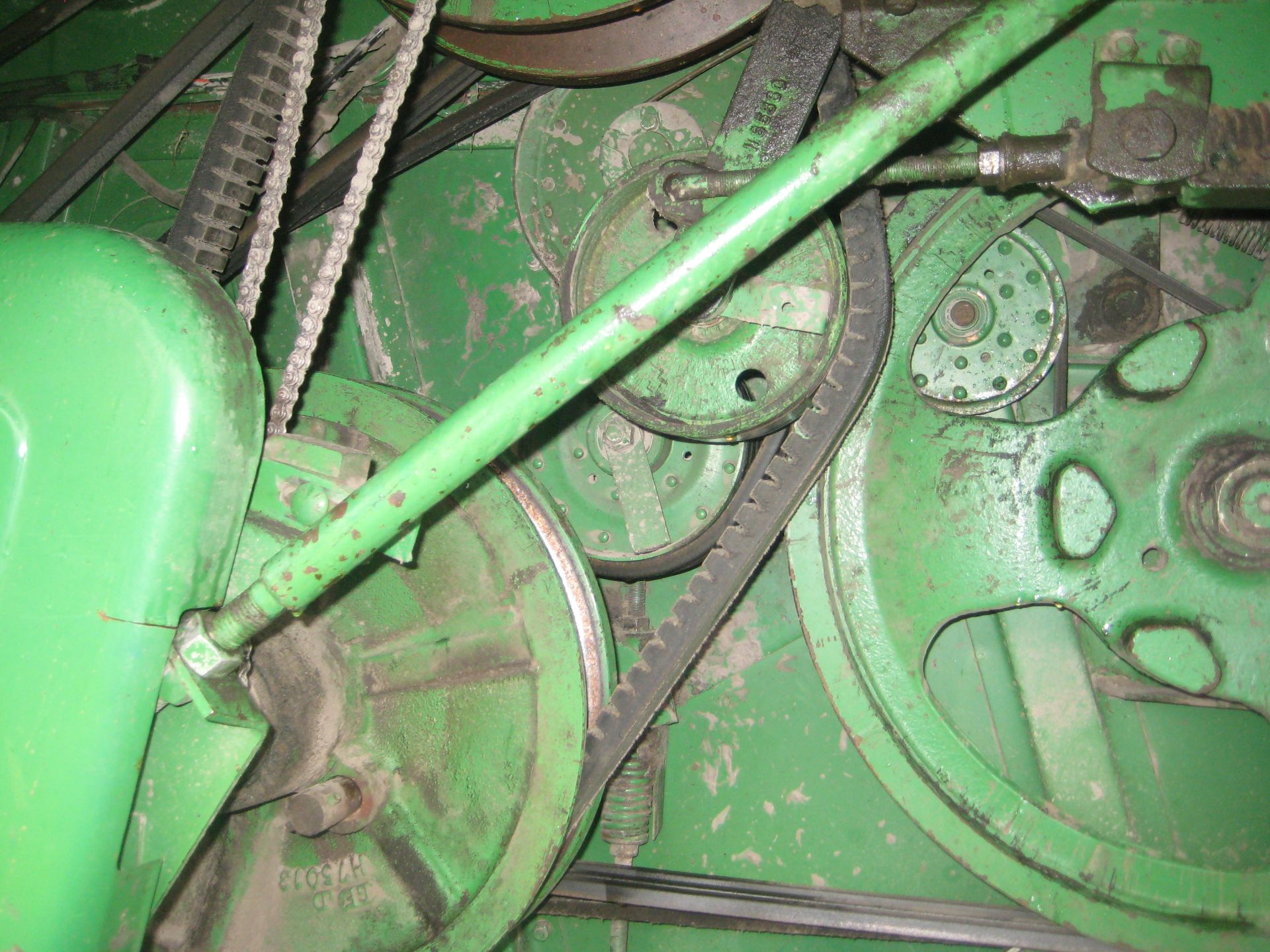 '75 JOHN DEERE 6600 DIESEL COMBINE, 3847 HRS, 23.1/26 TIRES, STRAW CHOPPER, HINIKER TANK EXTENSION - Image 24 of 33