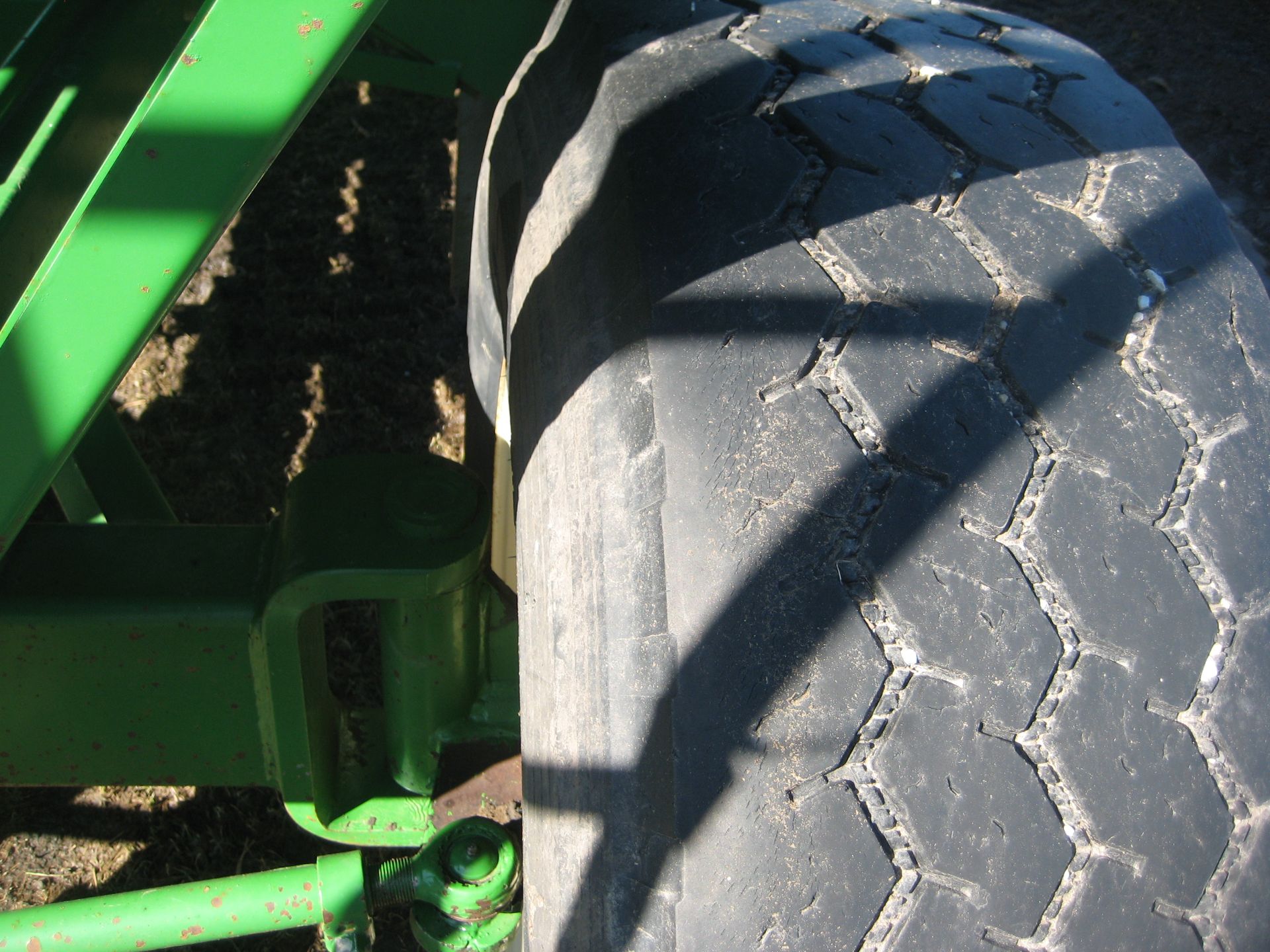 Brent 540 Gravity Wagon, 425-65R/22.5 tires, green - Image 8 of 13