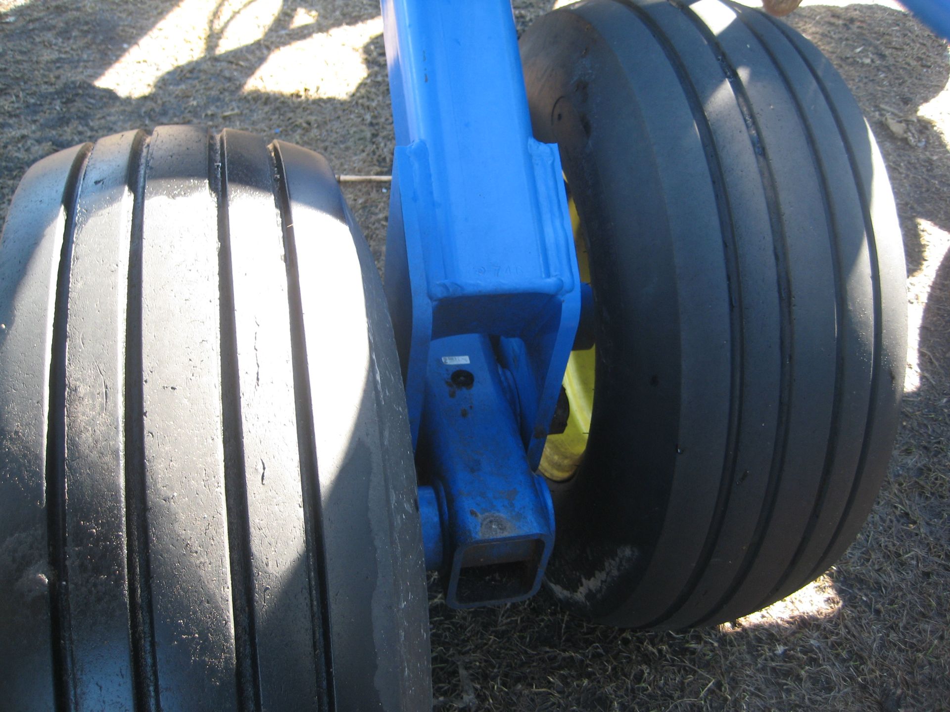 Landoll 7431-23 23' vertical till, rock flex, rolling baskets, low acres - Image 8 of 16