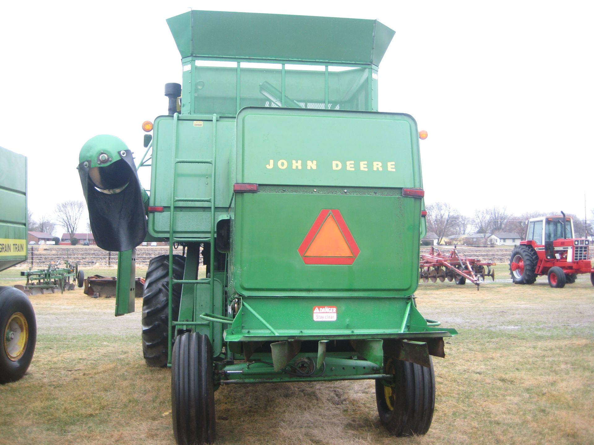 '75 JOHN DEERE 6600 DIESEL COMBINE, 3847 HRS, 23.1/26 TIRES, STRAW CHOPPER, HINIKER TANK EXTENSION - Image 6 of 33