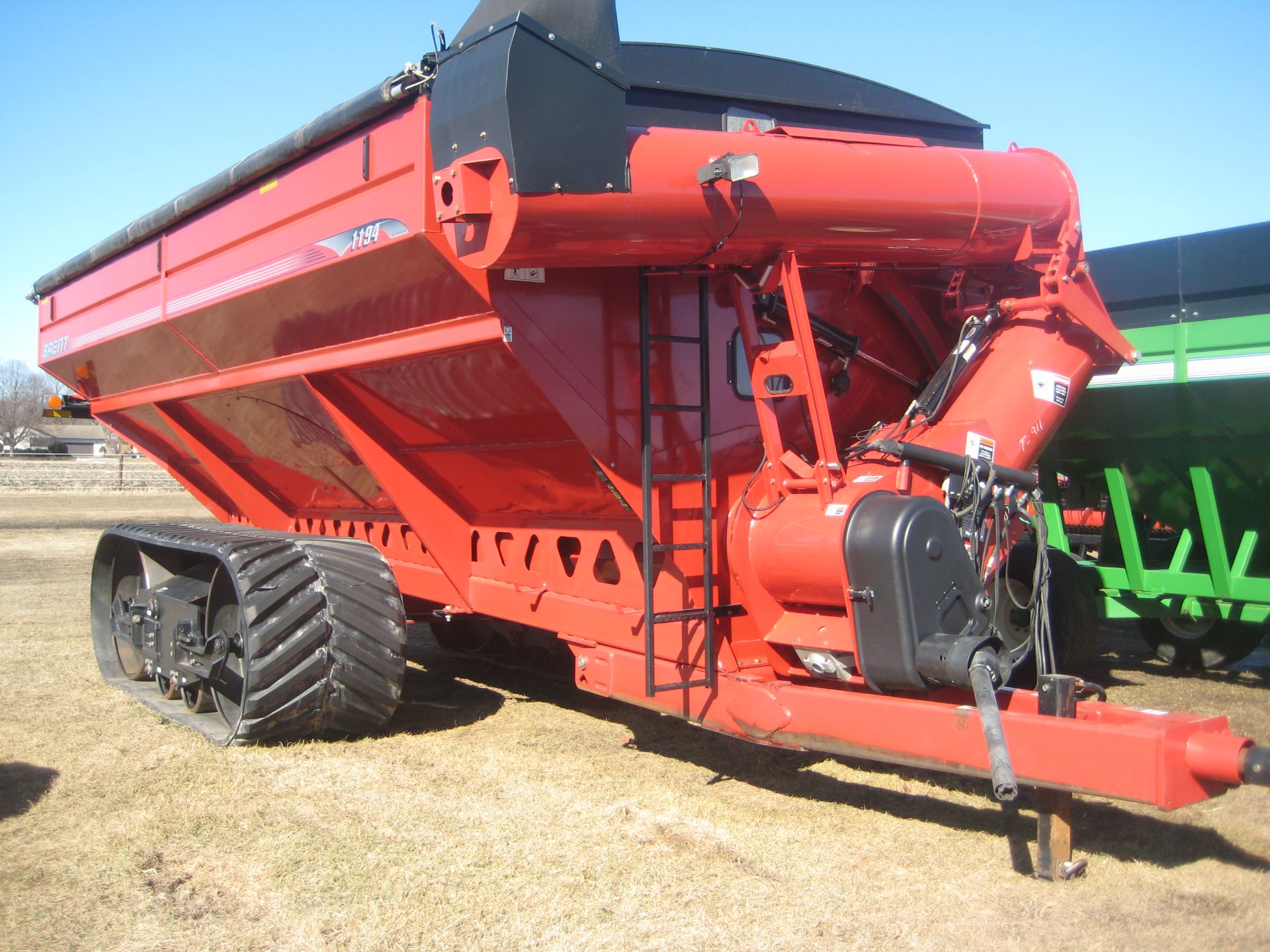 2009 Brent 1194 Grain Cart, Digi Star Scale, Tarp, Camera, 36" tracks - Image 2 of 21