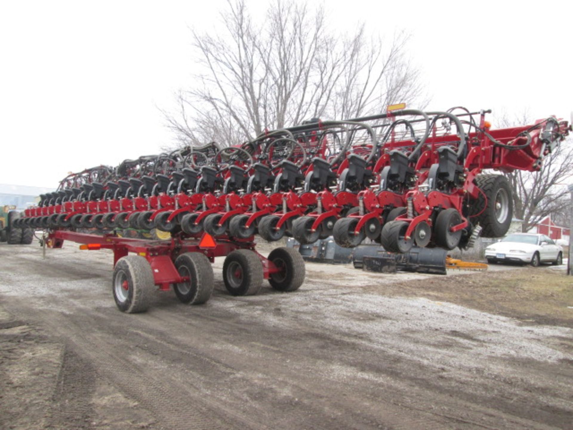 ’18 CASE-IH 2140 24R22” PLANTER, SN YHS073507, HYD DOWN PSI, LIQUID FERT, TW, USED ON 1200 ACRES - Image 6 of 41